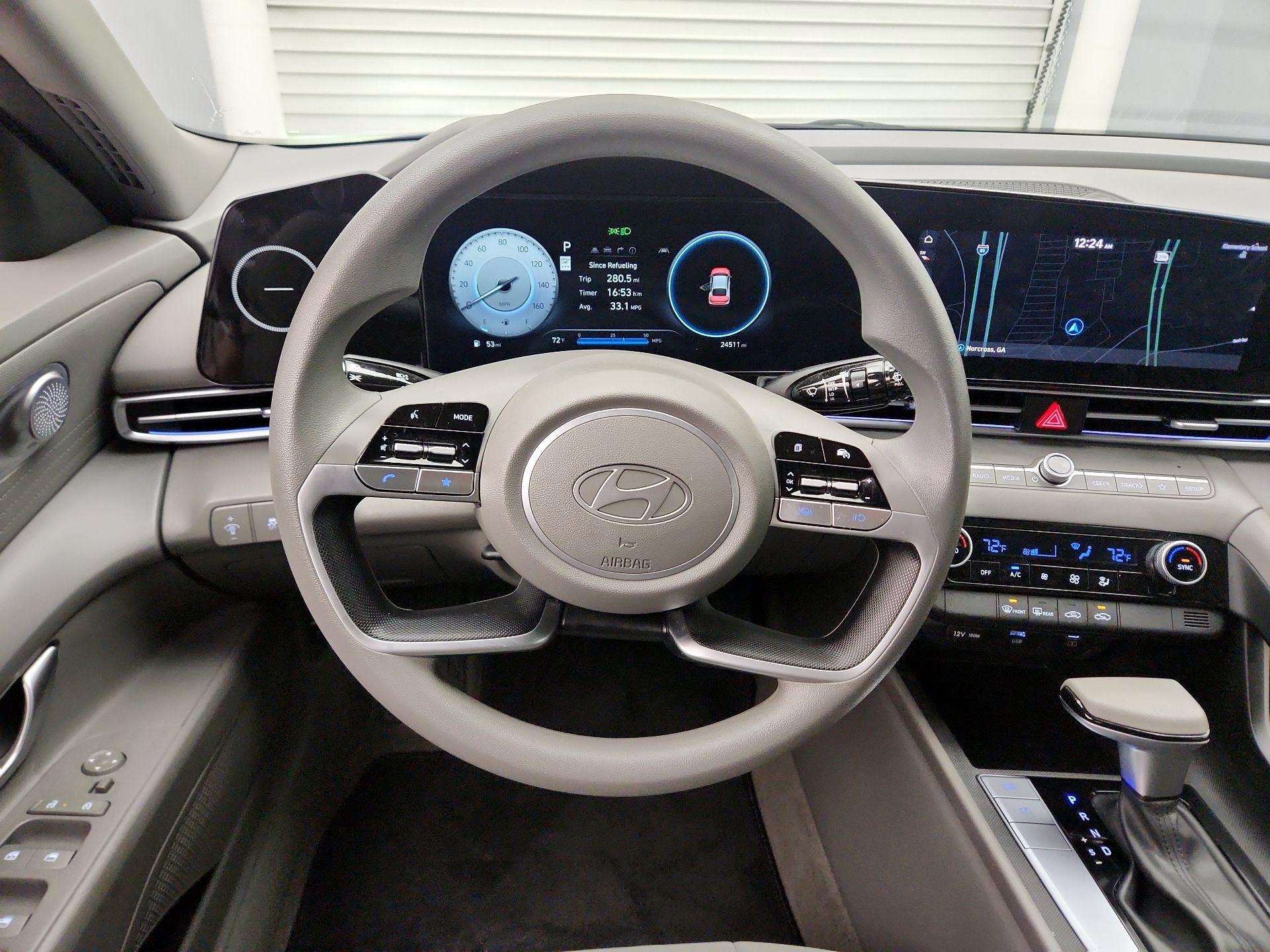 Thumbnail: 2024 Hyundai Elantra - 10