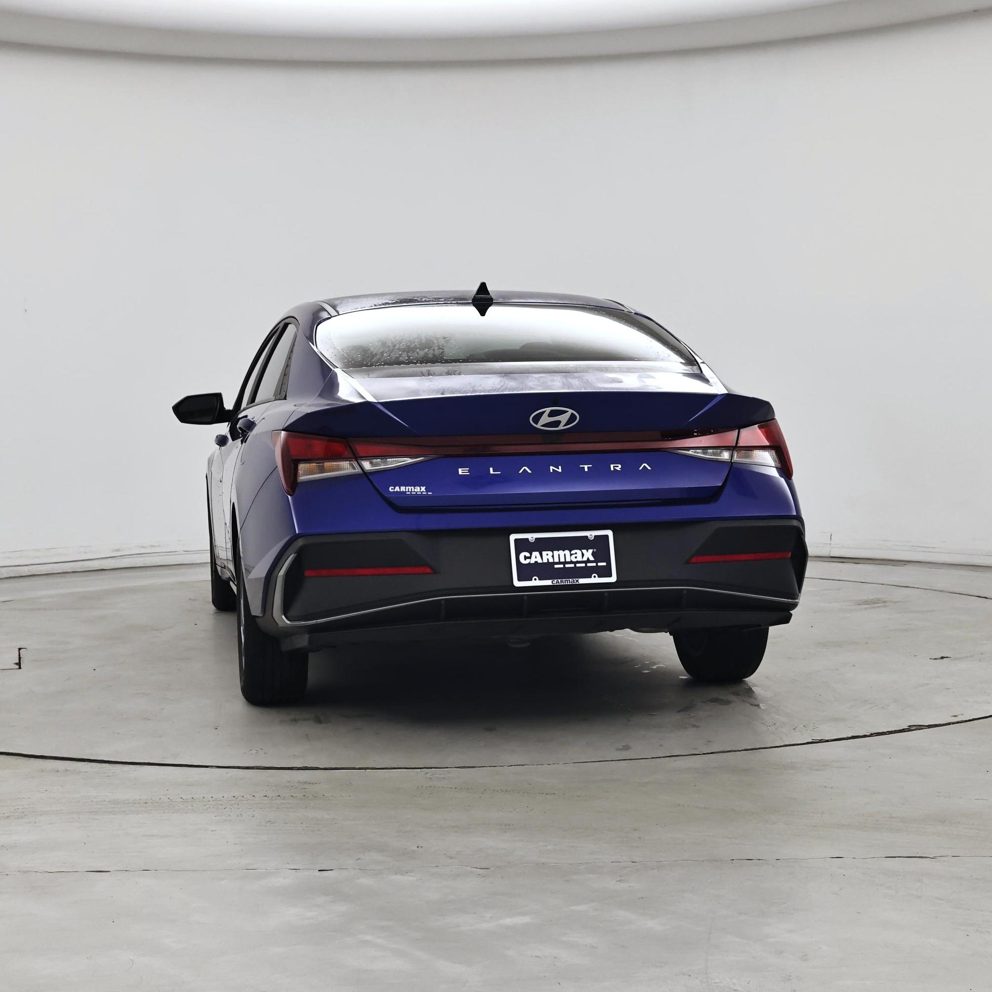 Thumbnail: 2024 Hyundai Elantra - 6