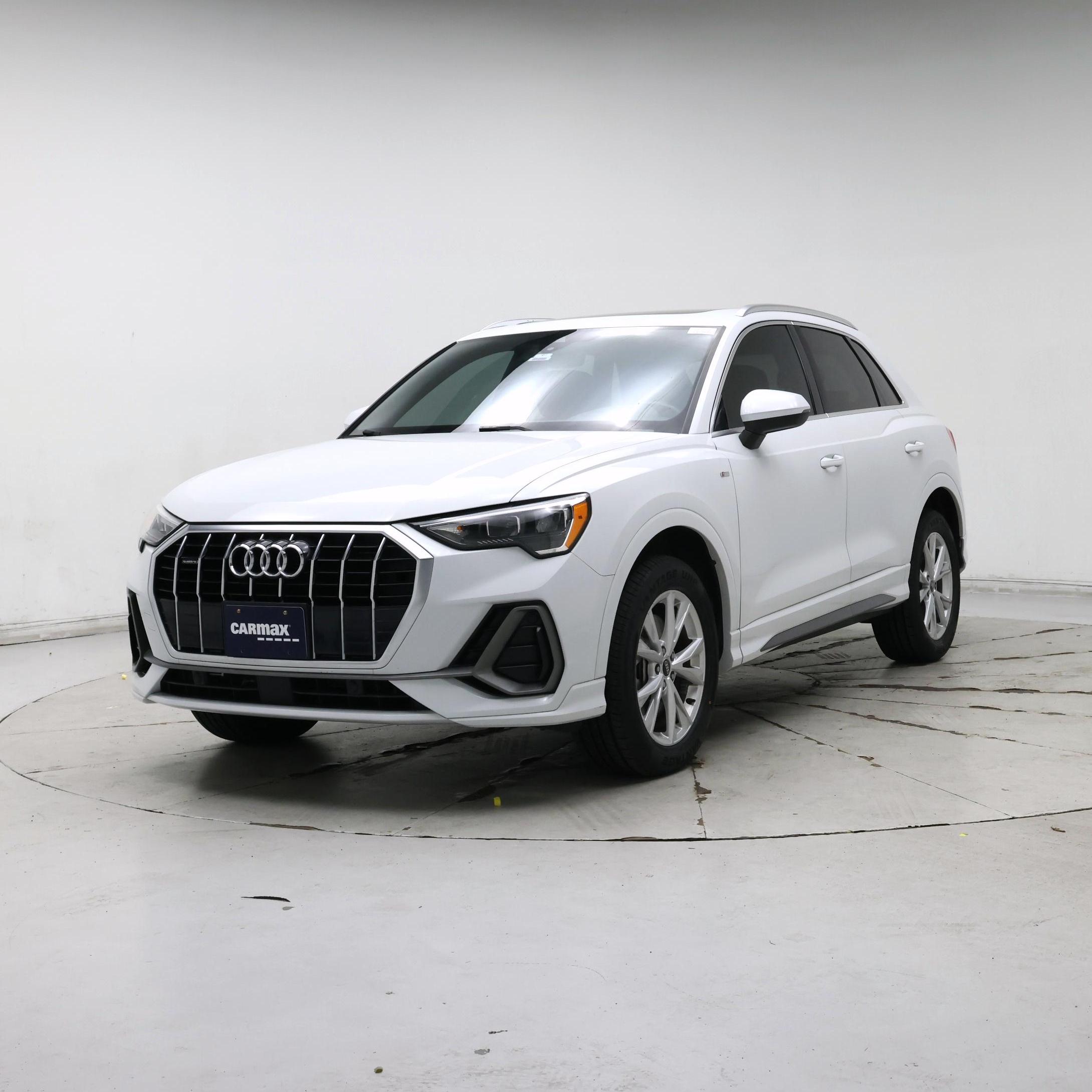 Thumbnail: 2021 Audi Q3 - 4