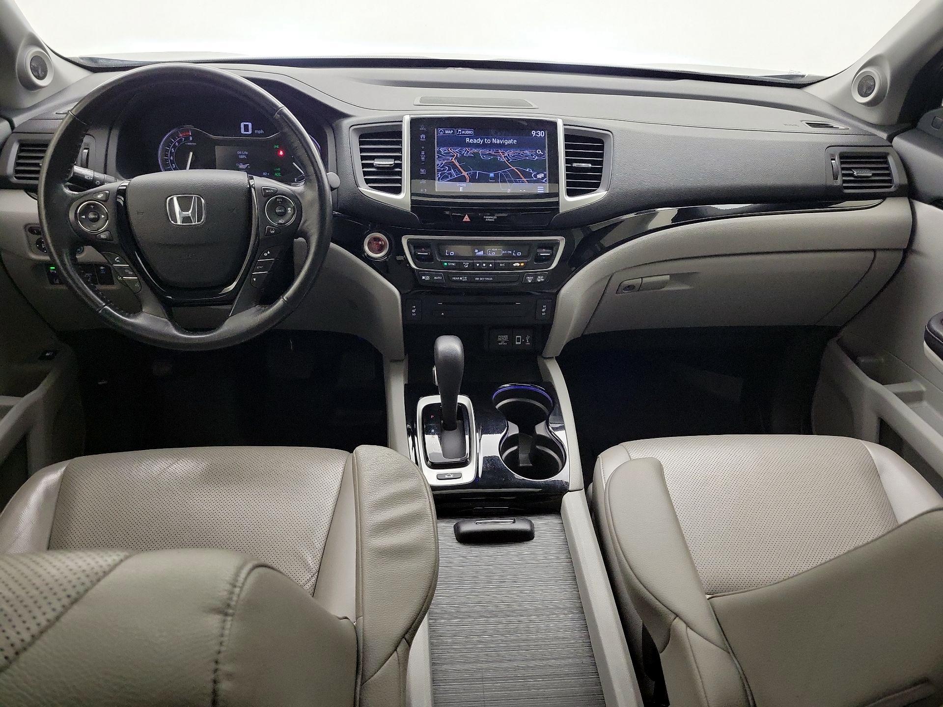 Thumbnail: 2017 Honda Ridgeline - 9