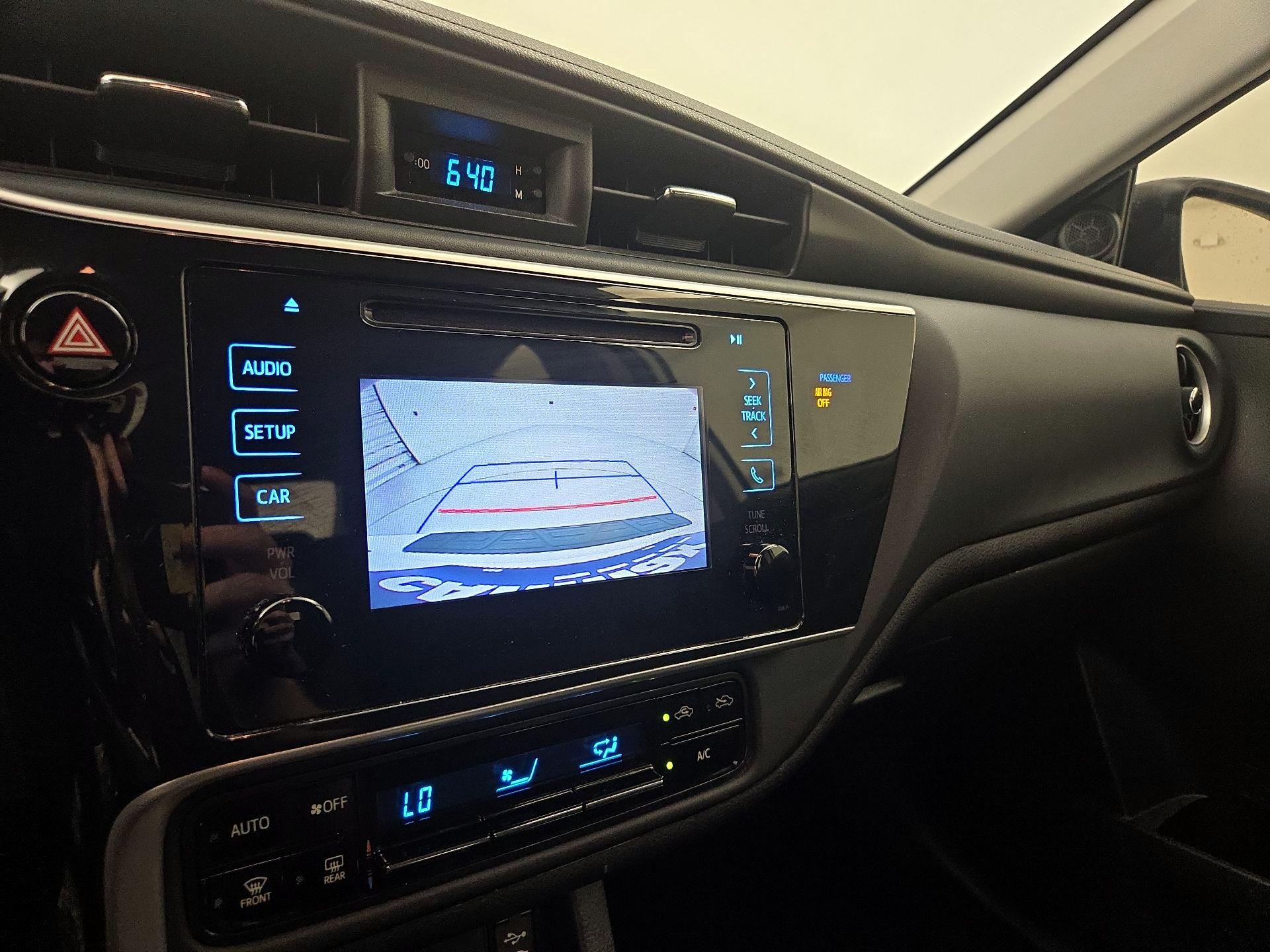 Thumbnail: 2018 Toyota Corolla - 14