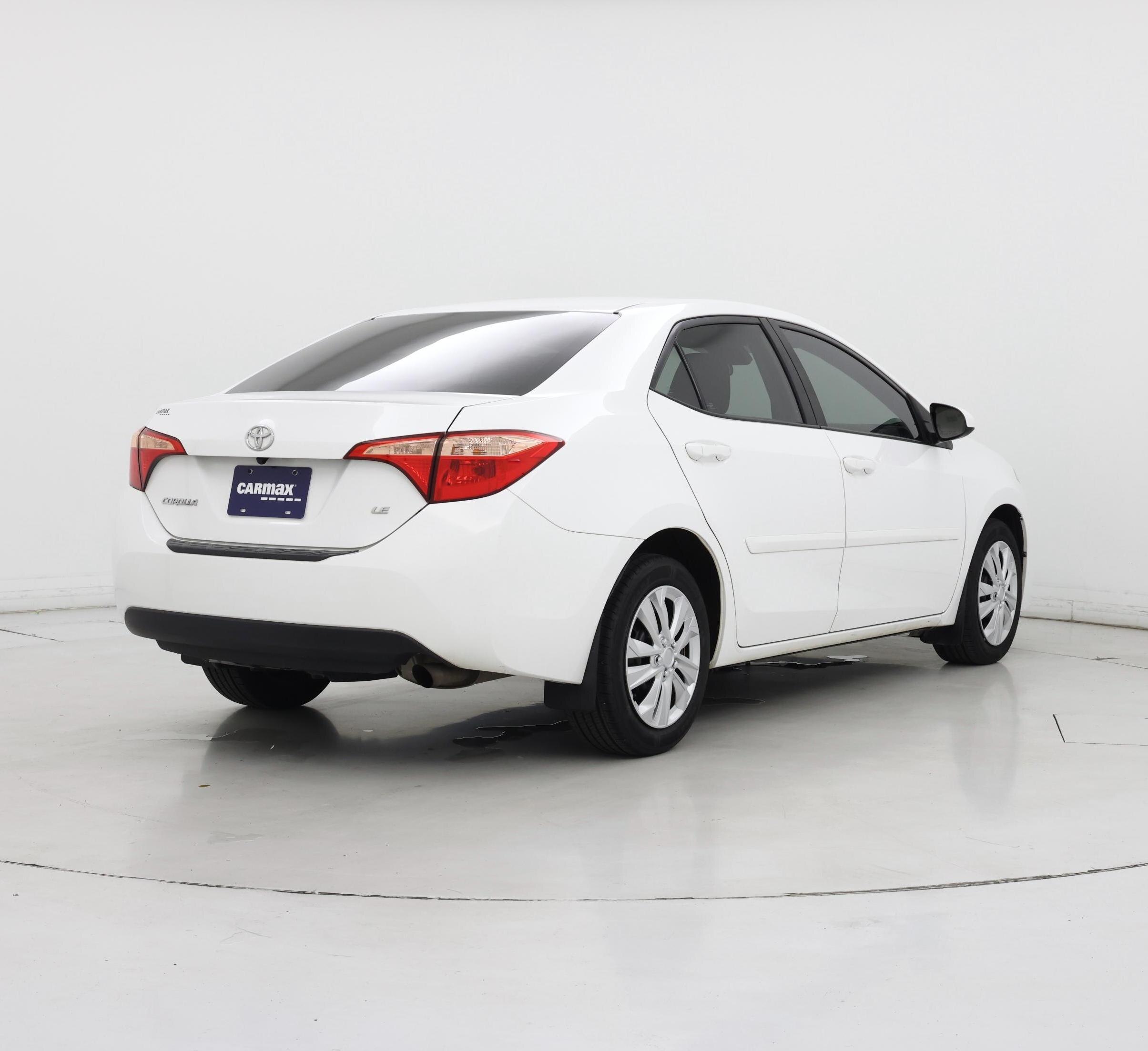 Thumbnail: 2018 Toyota Corolla - 8
