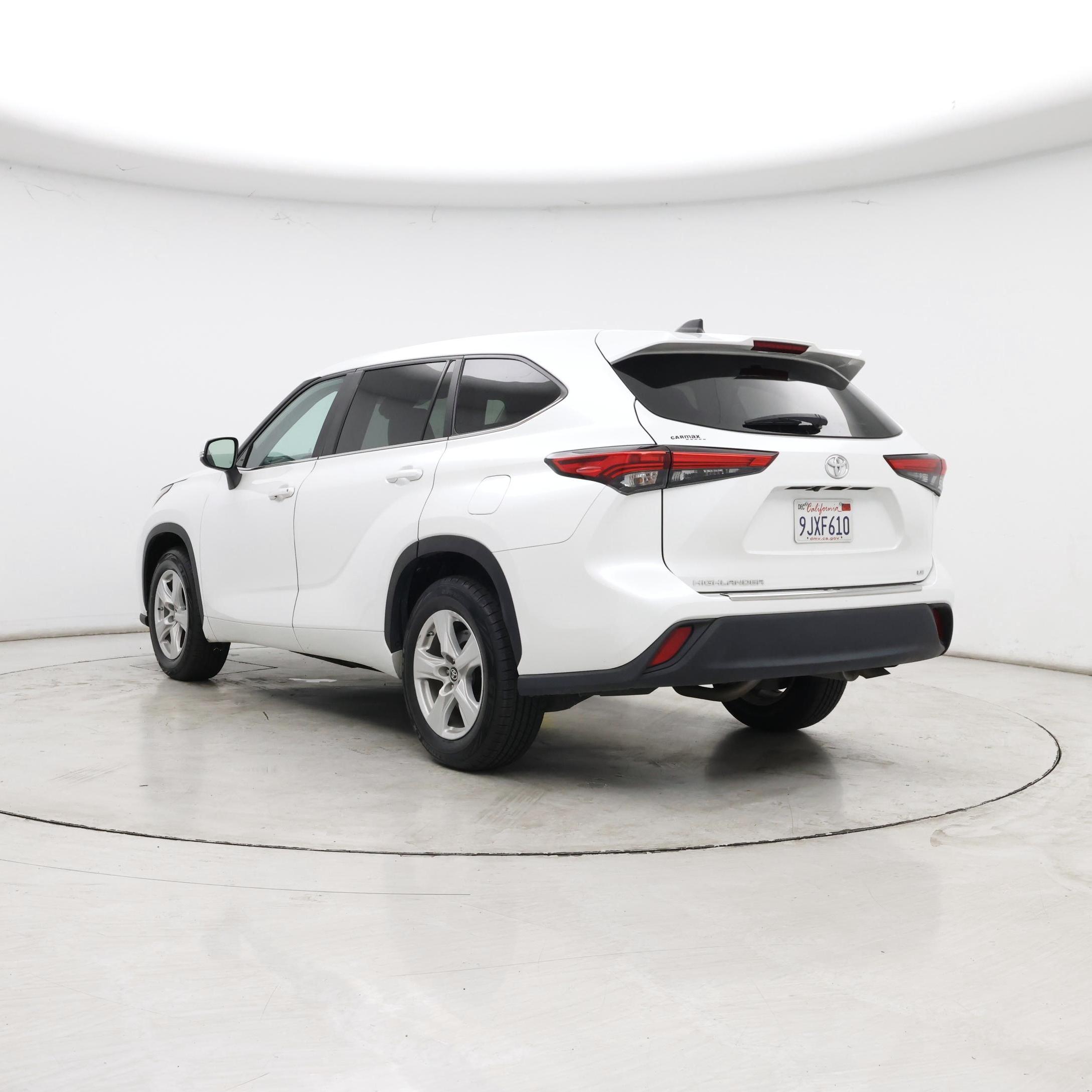 Thumbnail: 2023 Toyota Highlander - 2