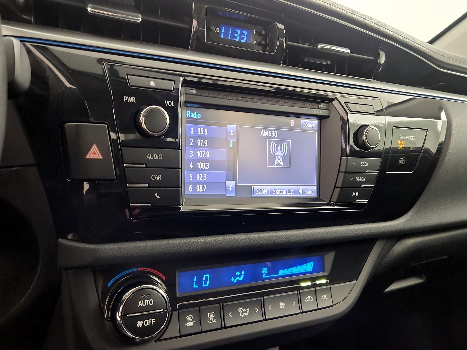 Thumbnail: 2014 Toyota Corolla - 15