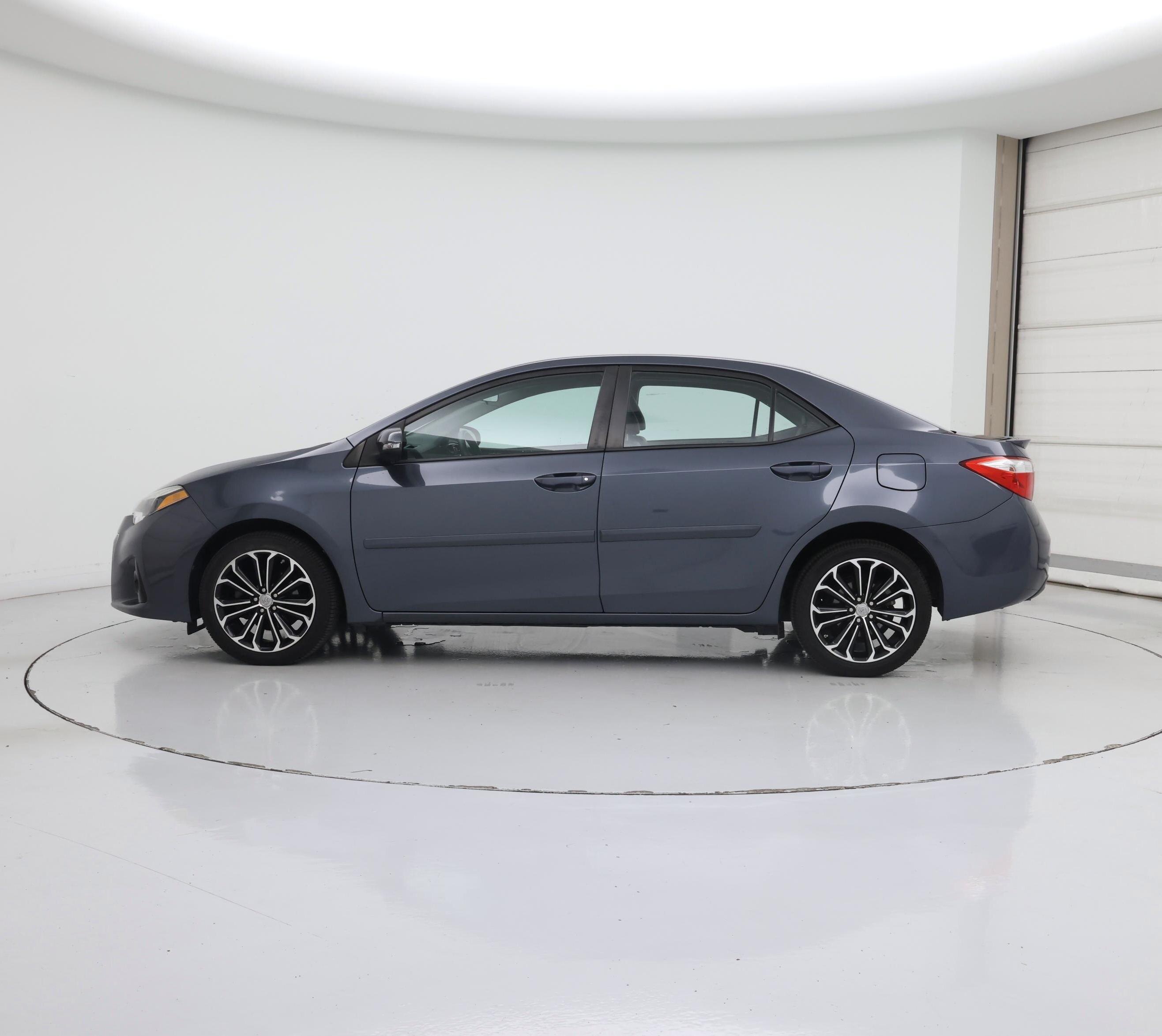 Thumbnail: 2014 Toyota Corolla - 3