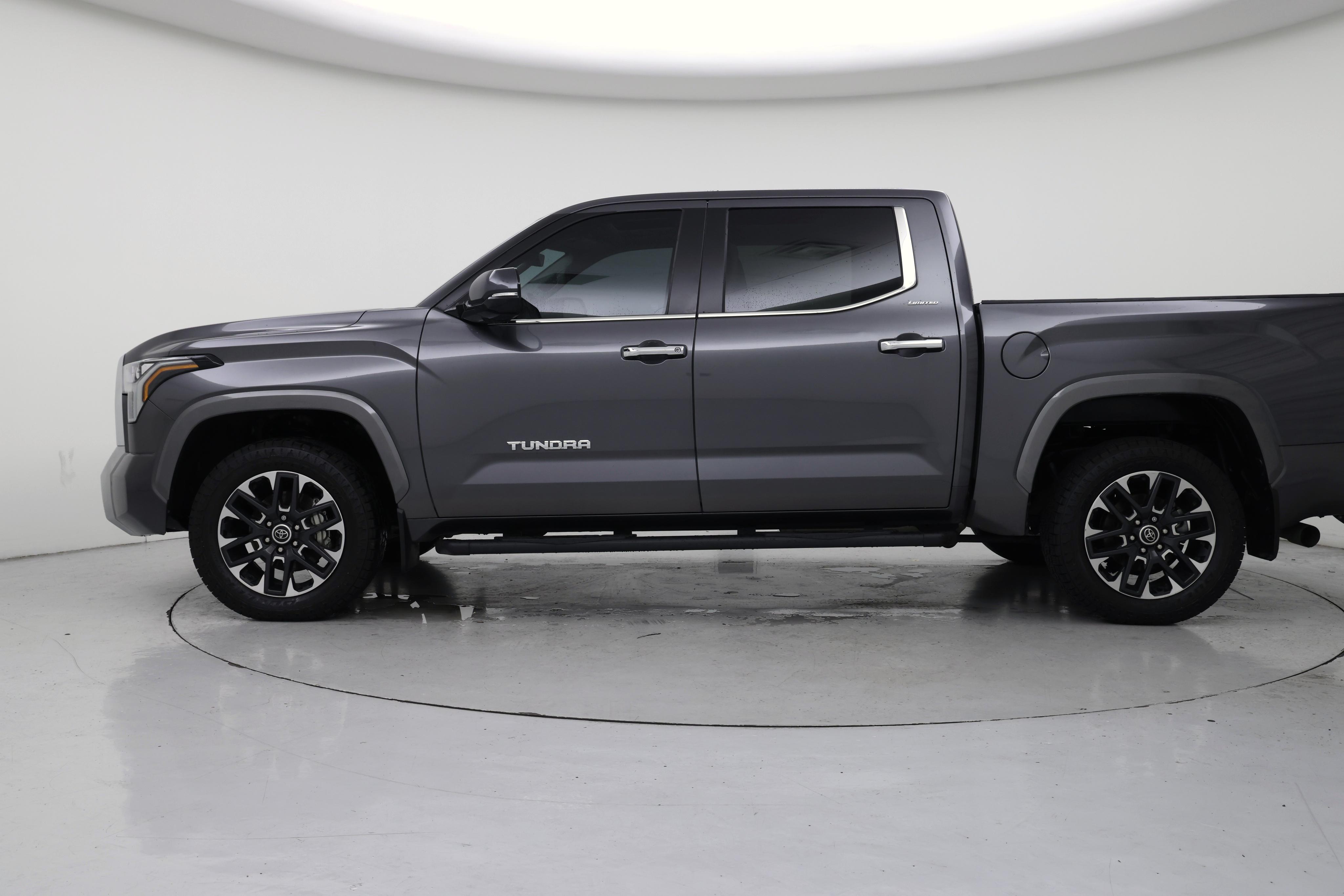 Thumbnail: 2024 Toyota Tundra - 3