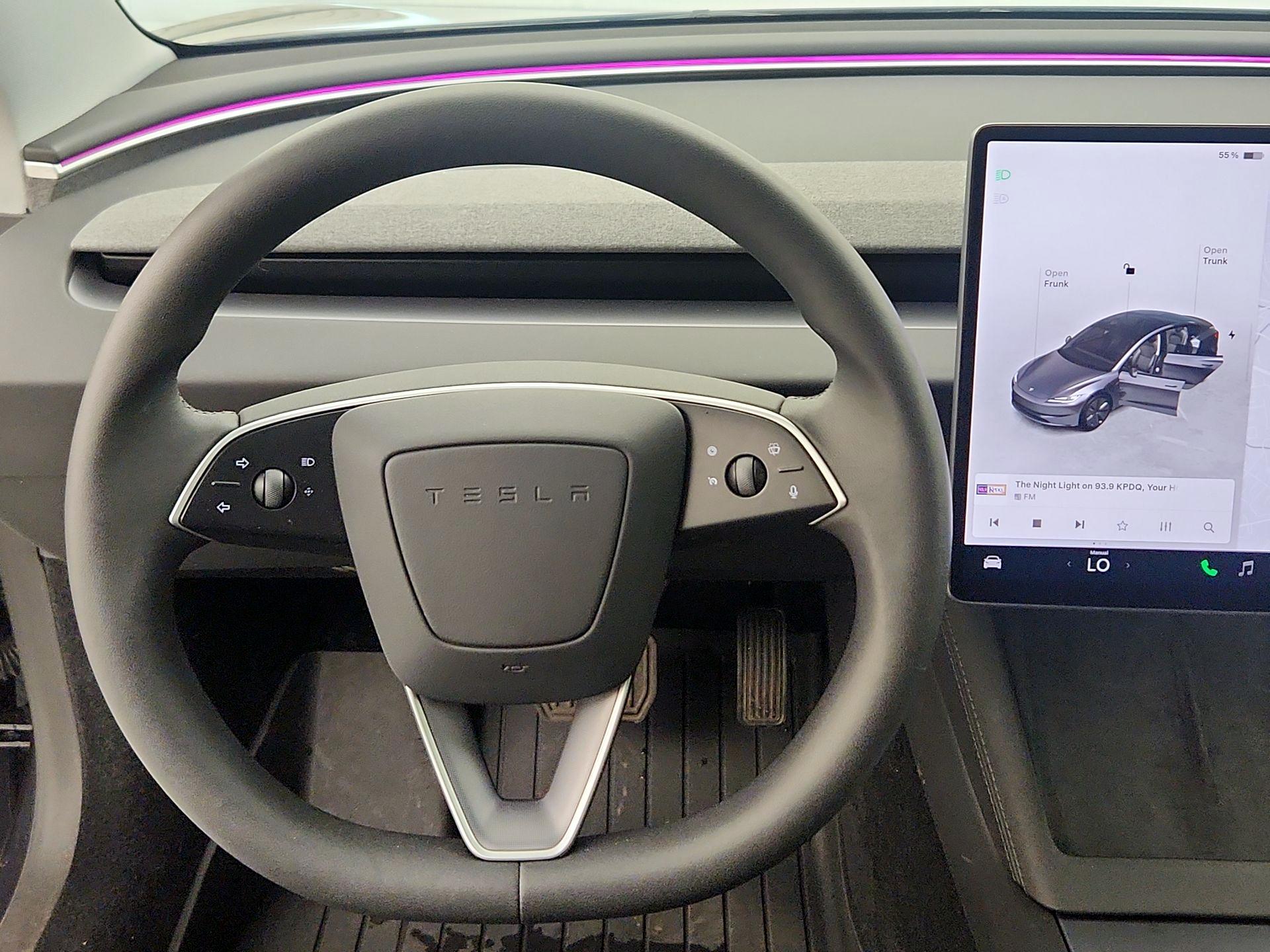 Thumbnail: 2025 Tesla Model 3 - 10