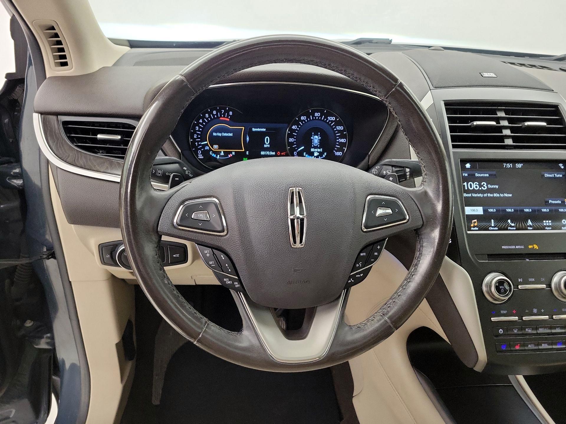 Thumbnail: 2019 Lincoln MKC - 10