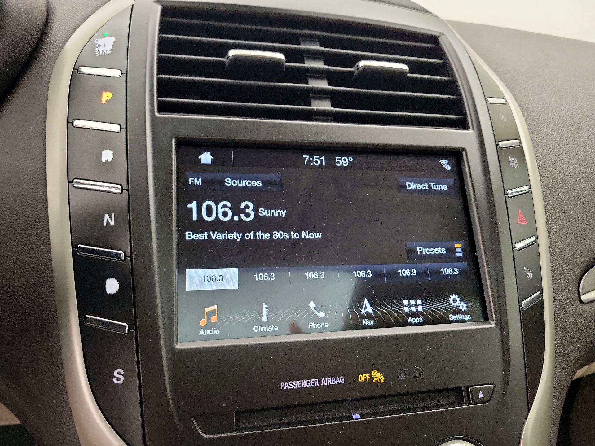 Thumbnail: 2019 Lincoln MKC - 15