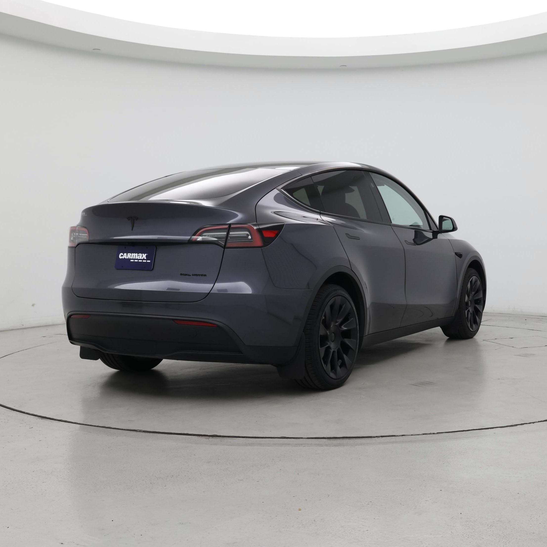 Thumbnail: 2023 Tesla Model Y - 8