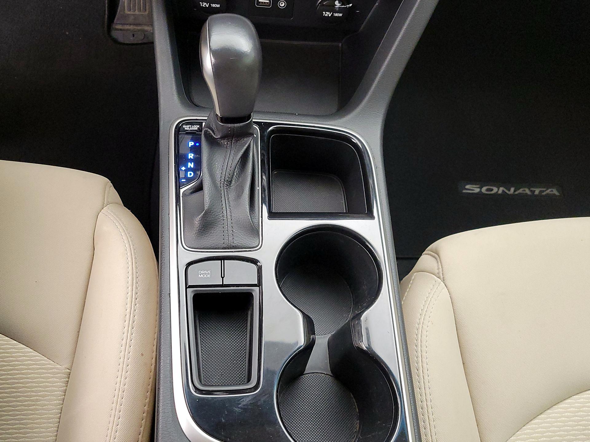Thumbnail: 2018 Hyundai Sonata - 17