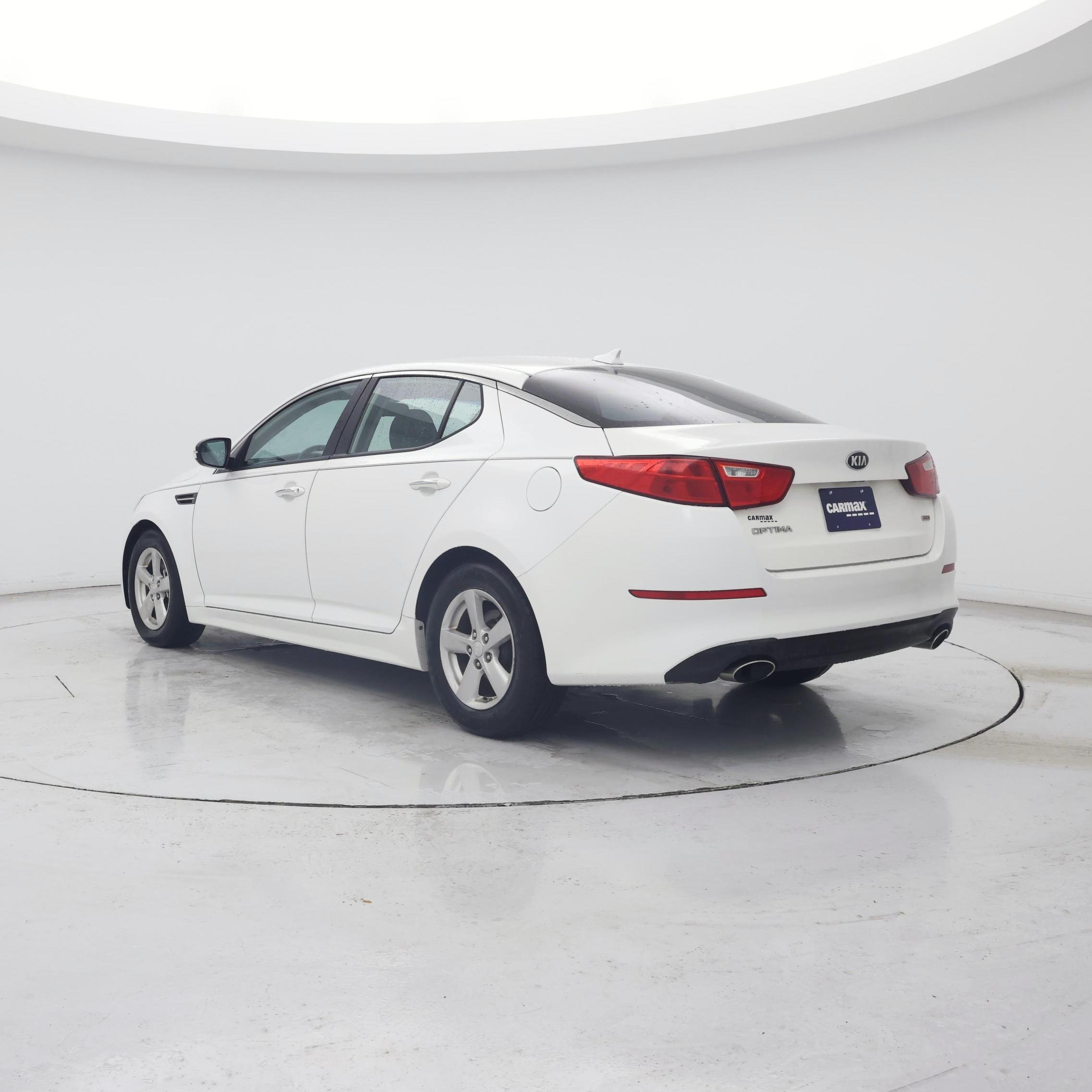 Thumbnail: 2015 Kia Optima - 2