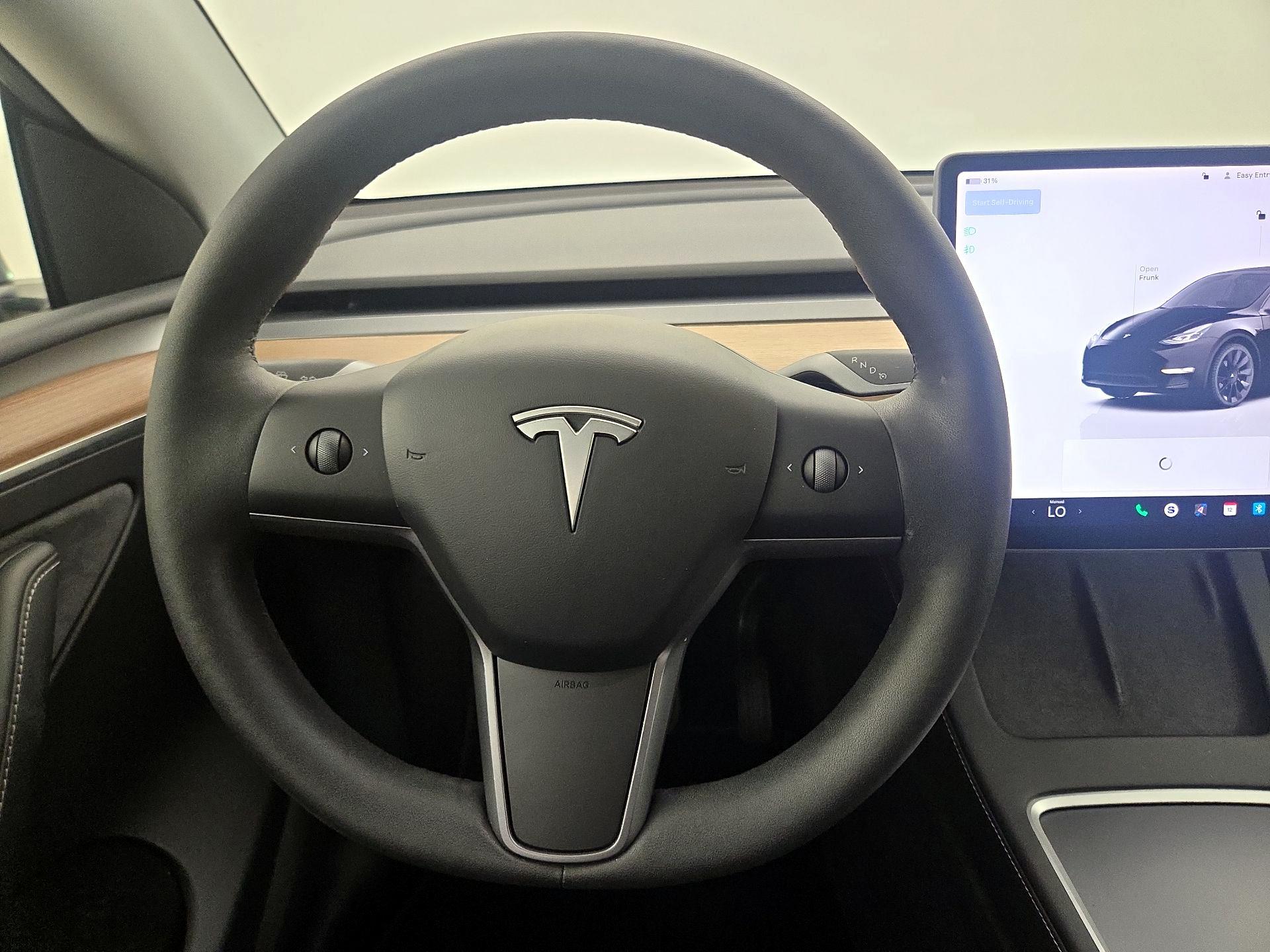 Thumbnail: 2023 Tesla Model Y - 10