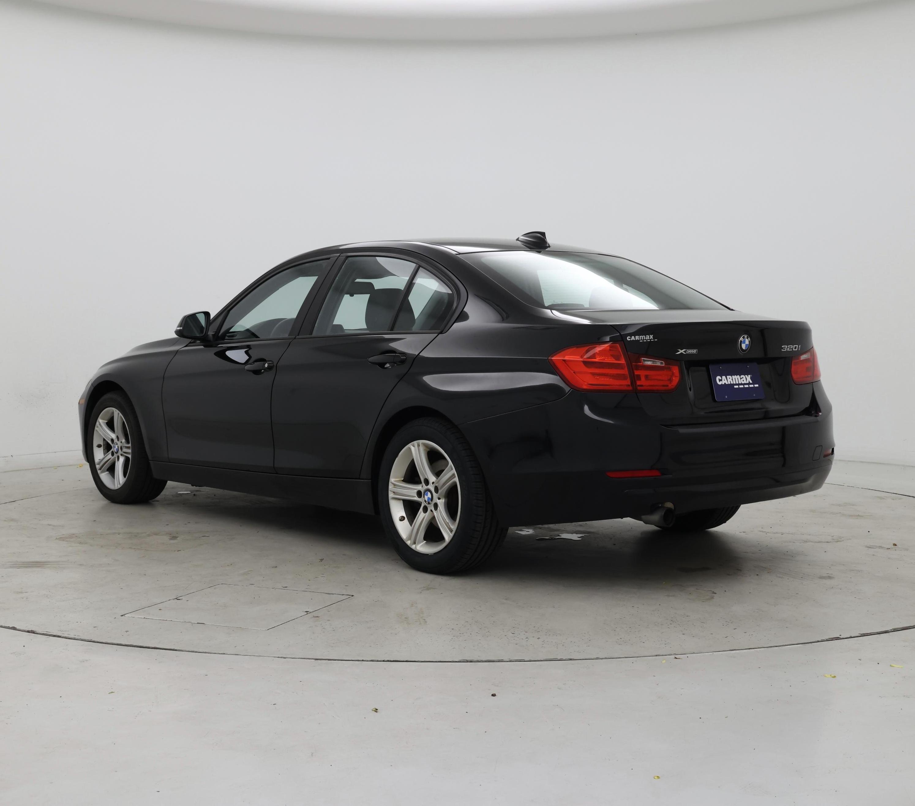 Thumbnail: 2015 BMW 3 Series - 2