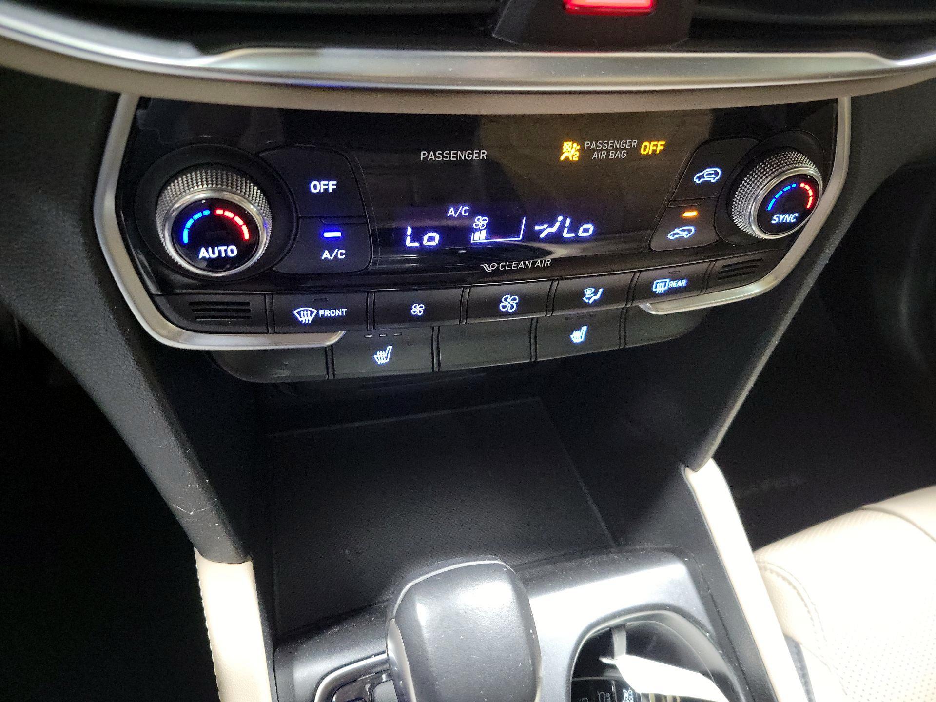 Thumbnail: 2019 Hyundai Santa Fe - 16