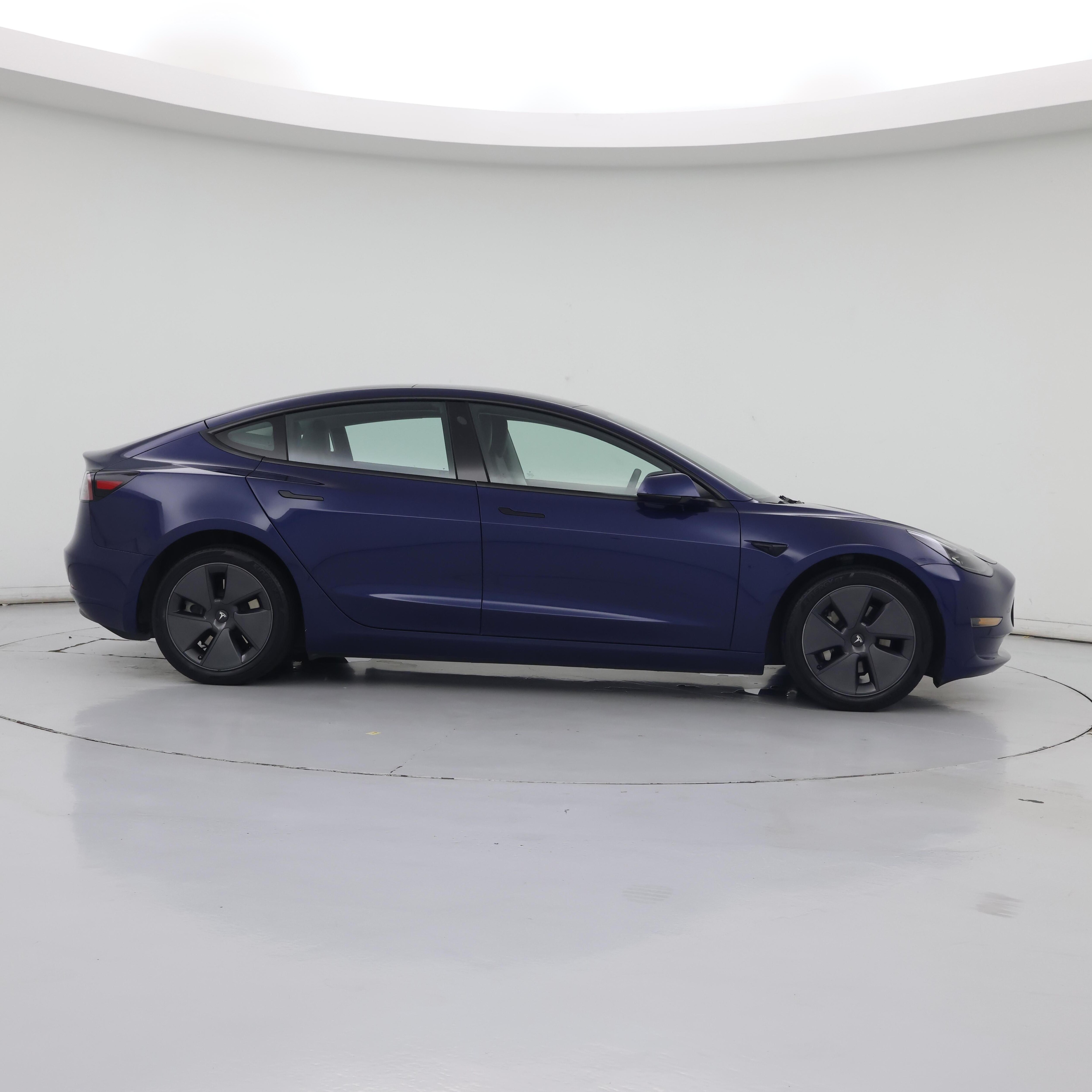 Thumbnail: 2023 Tesla Model 3 - 7