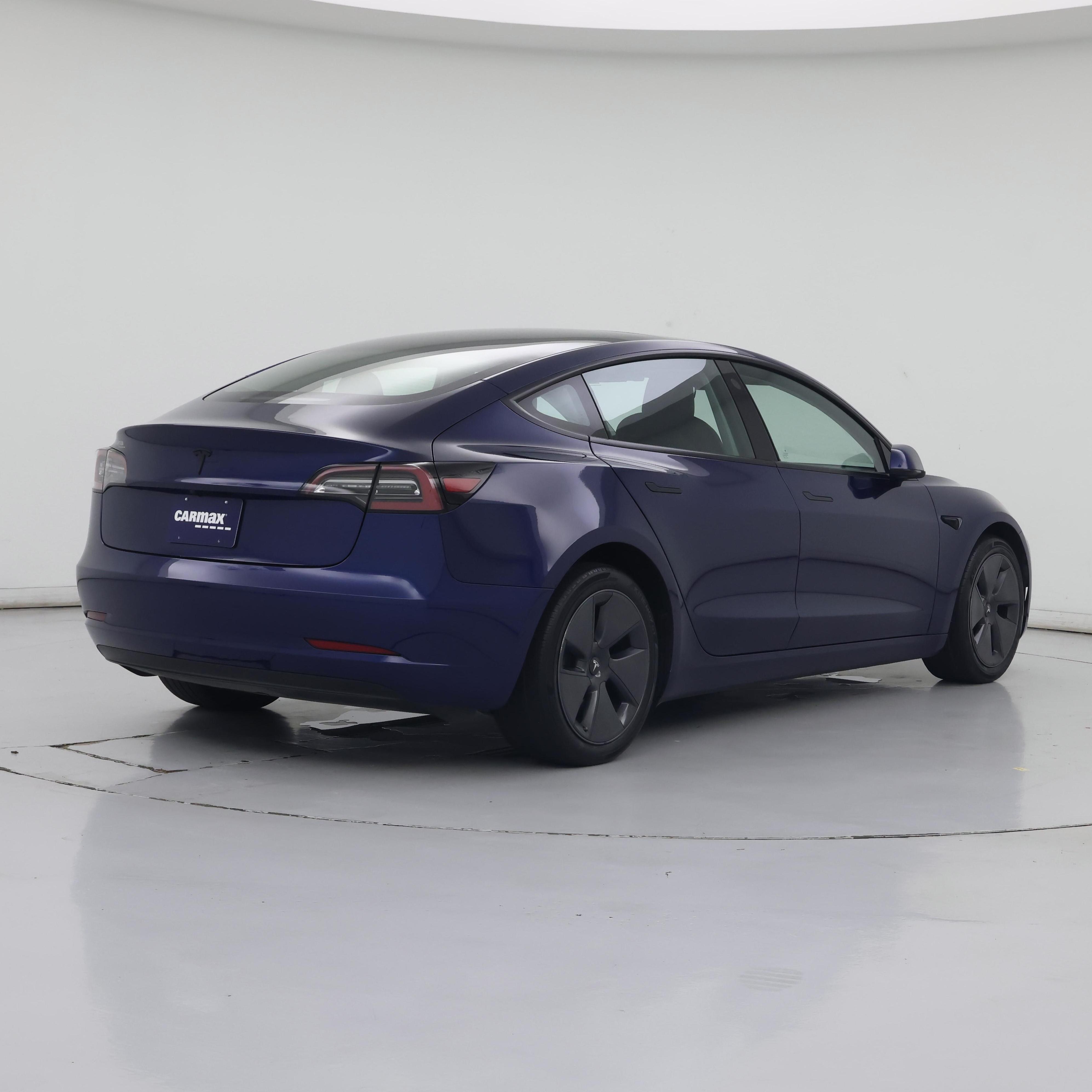 Thumbnail: 2023 Tesla Model 3 - 8