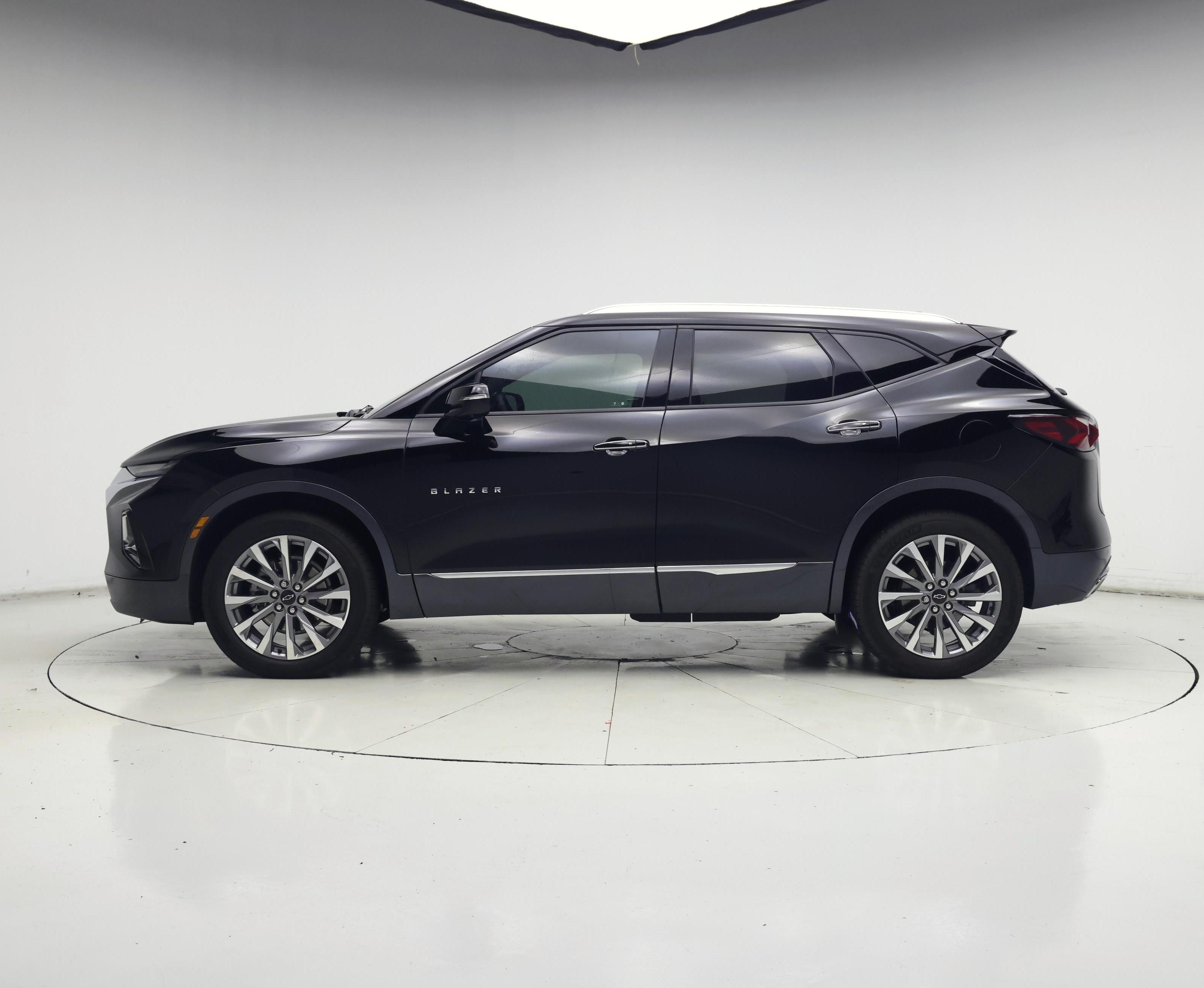 Thumbnail: 2022 Chevrolet Blazer - 3