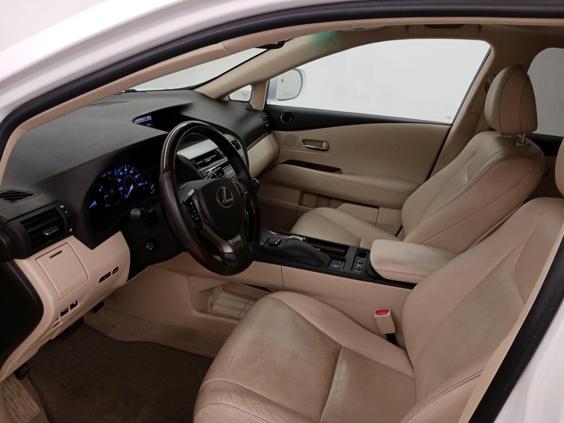 Thumbnail: 2015 Lexus RX - 11