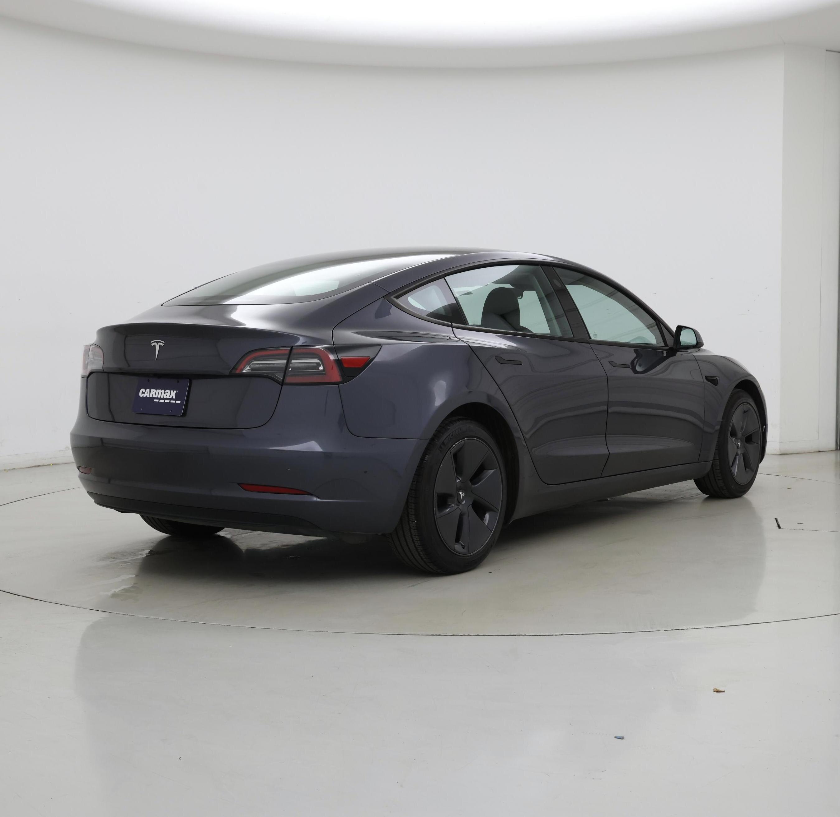 Thumbnail: 2023 Tesla Model 3 - 8