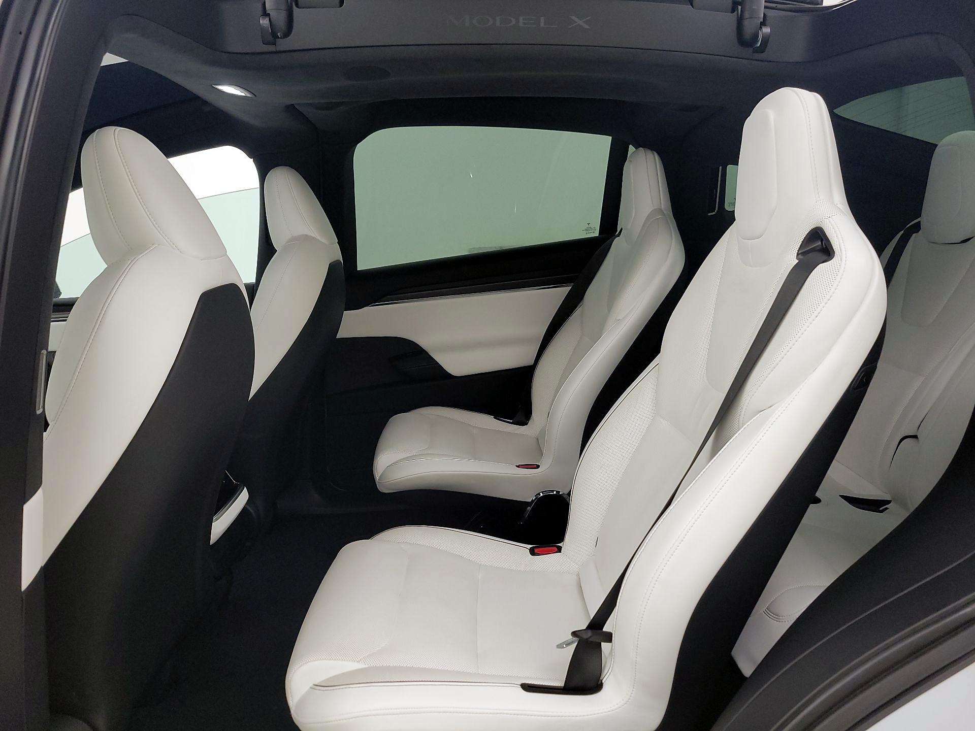 Thumbnail: 2022 Tesla Model X - 18