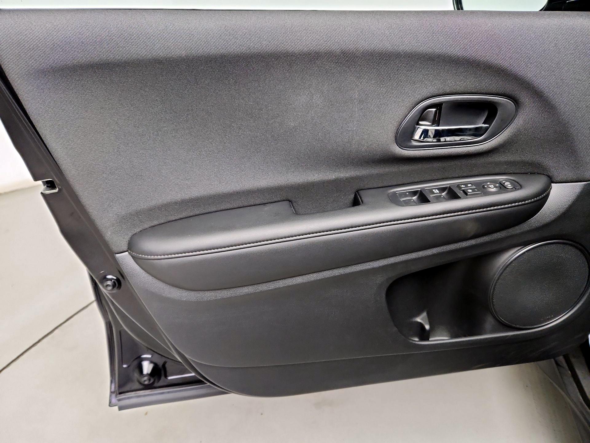 Thumbnail: 2021 Honda HR-V - 12
