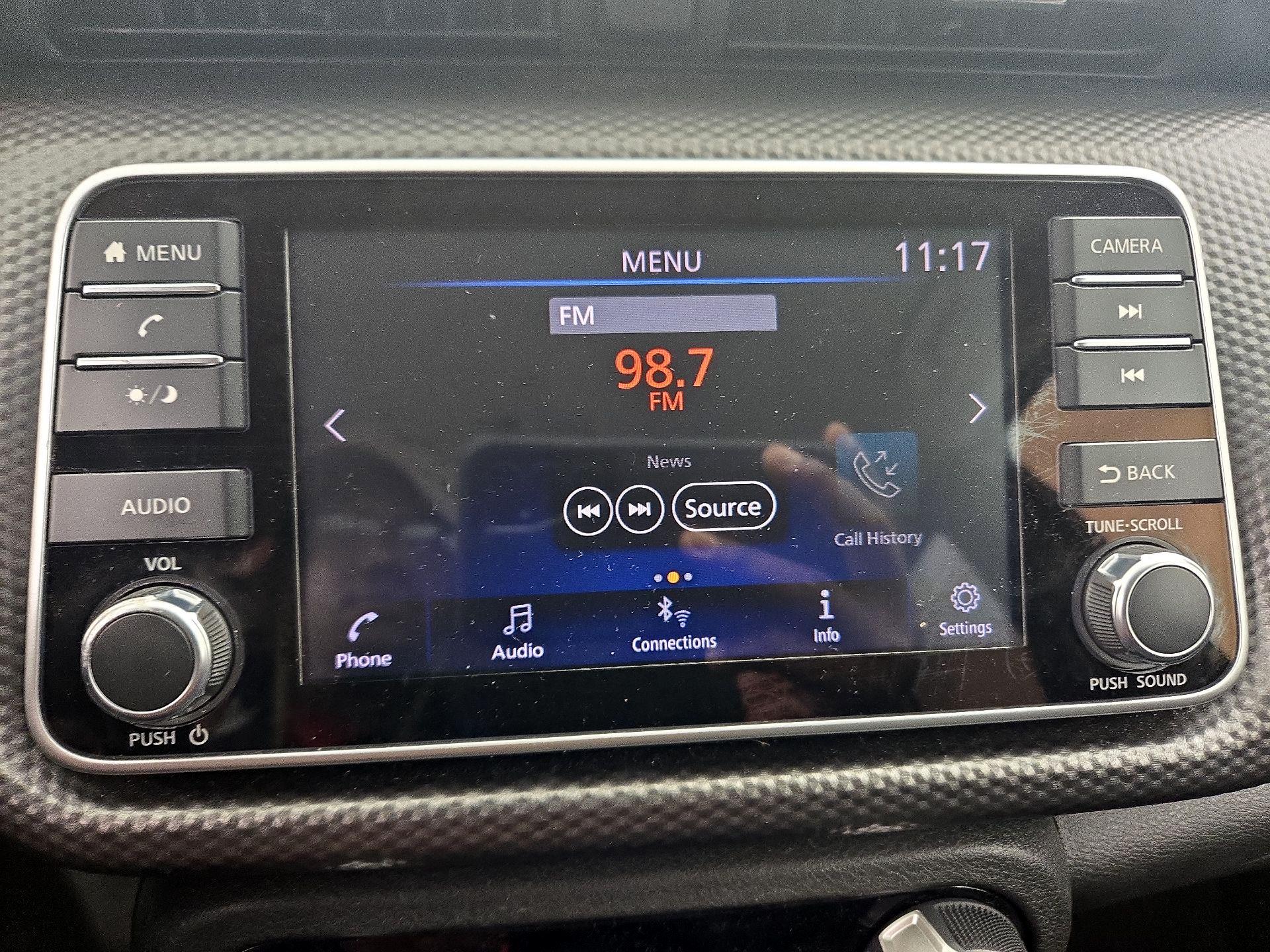 Thumbnail: 2019 Nissan Kicks - 15