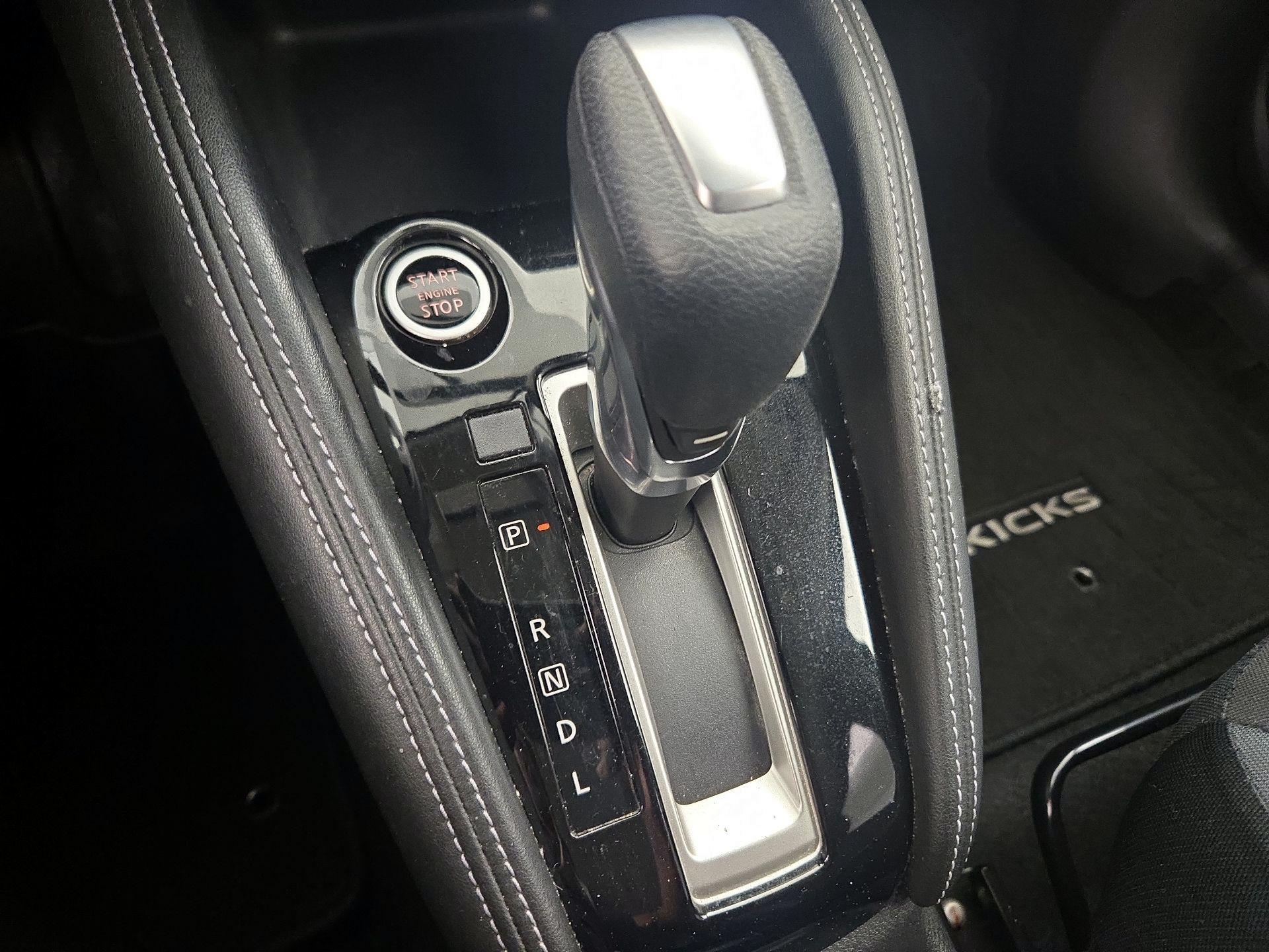 Thumbnail: 2019 Nissan Kicks - 17