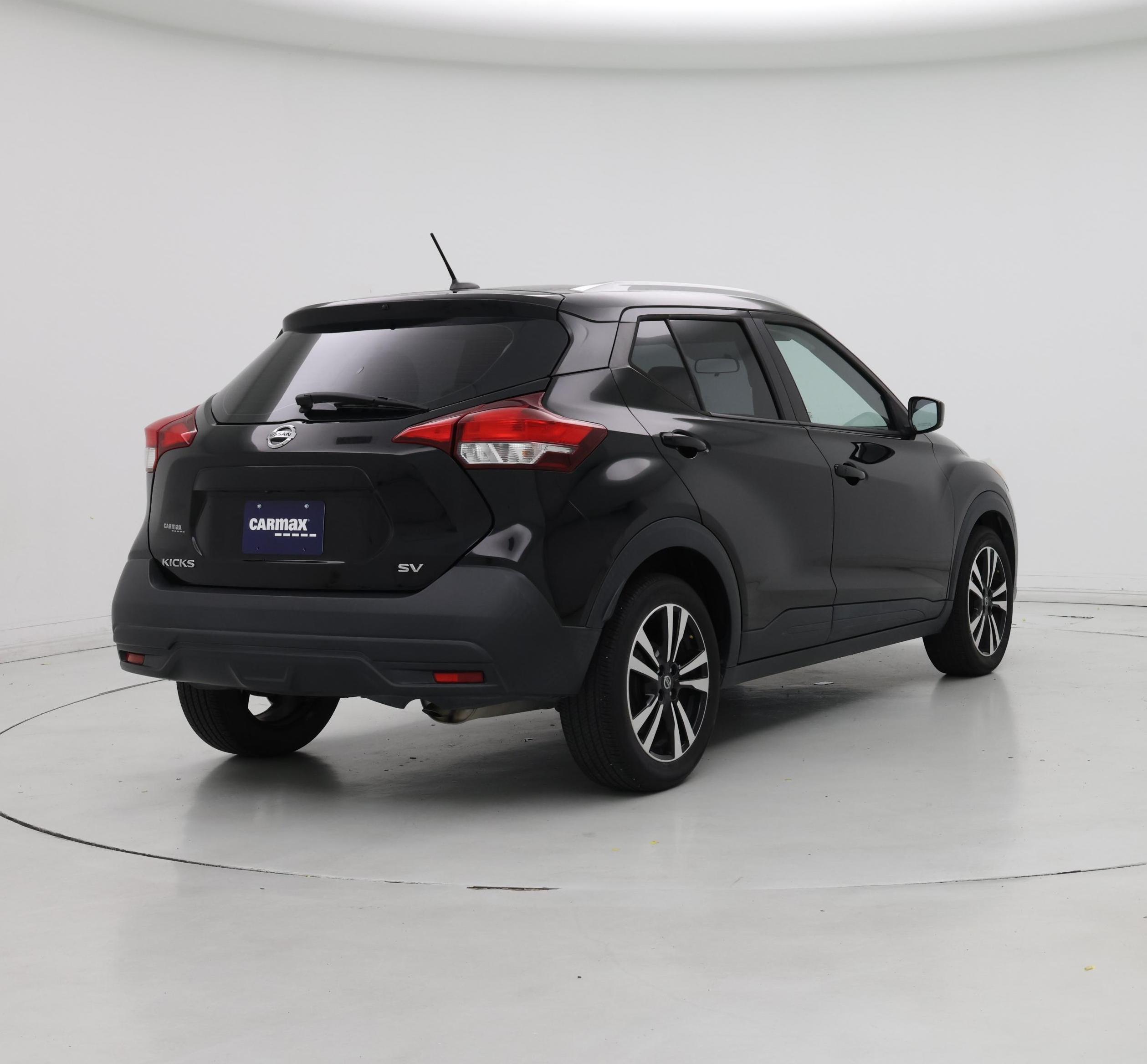 Thumbnail: 2019 Nissan Kicks - 8