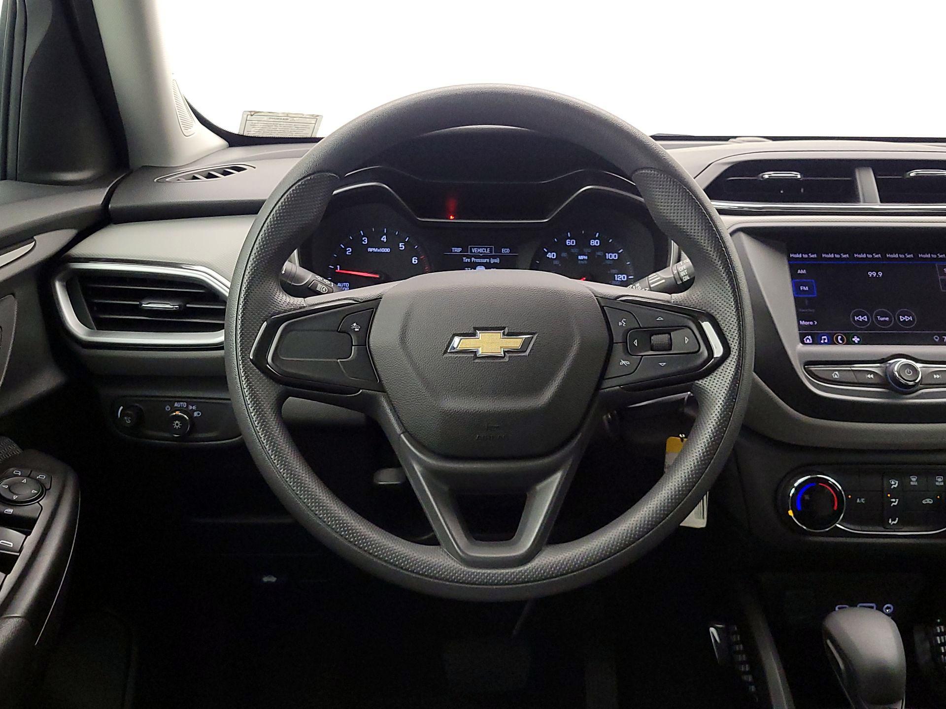 Thumbnail: 2021 Chevrolet TrailBlazer - 10