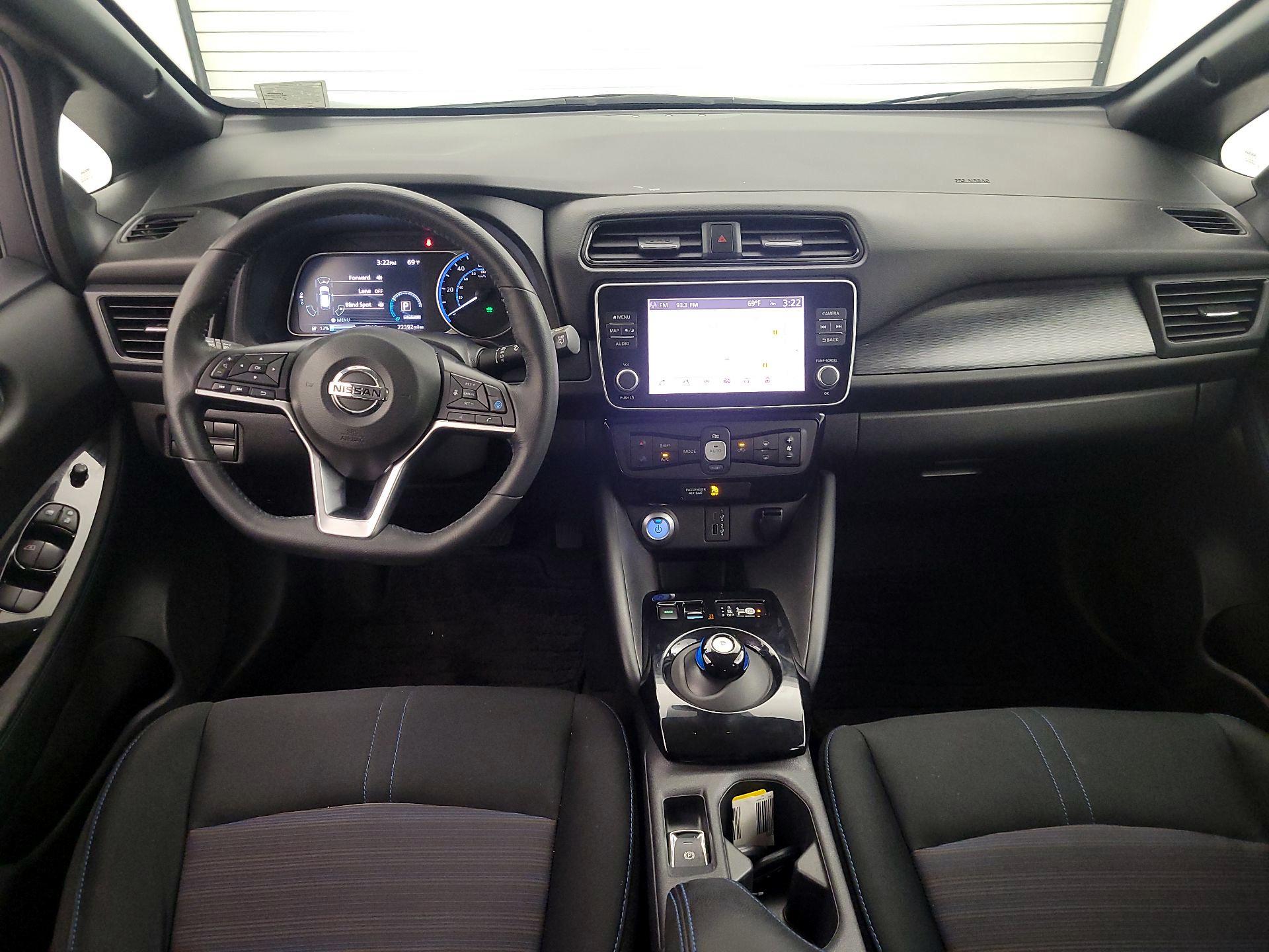 Thumbnail: 2020 Nissan Leaf - 9