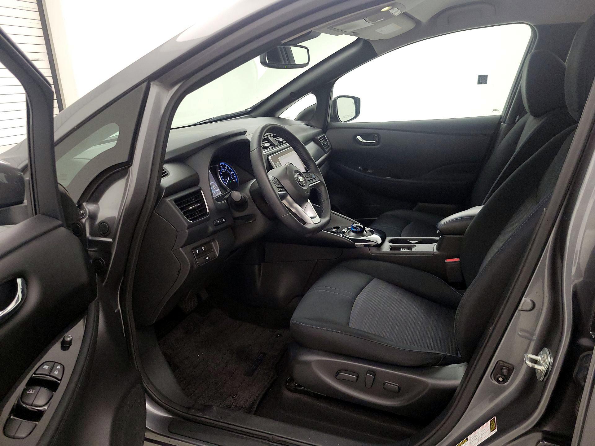 Thumbnail: 2020 Nissan Leaf - 11