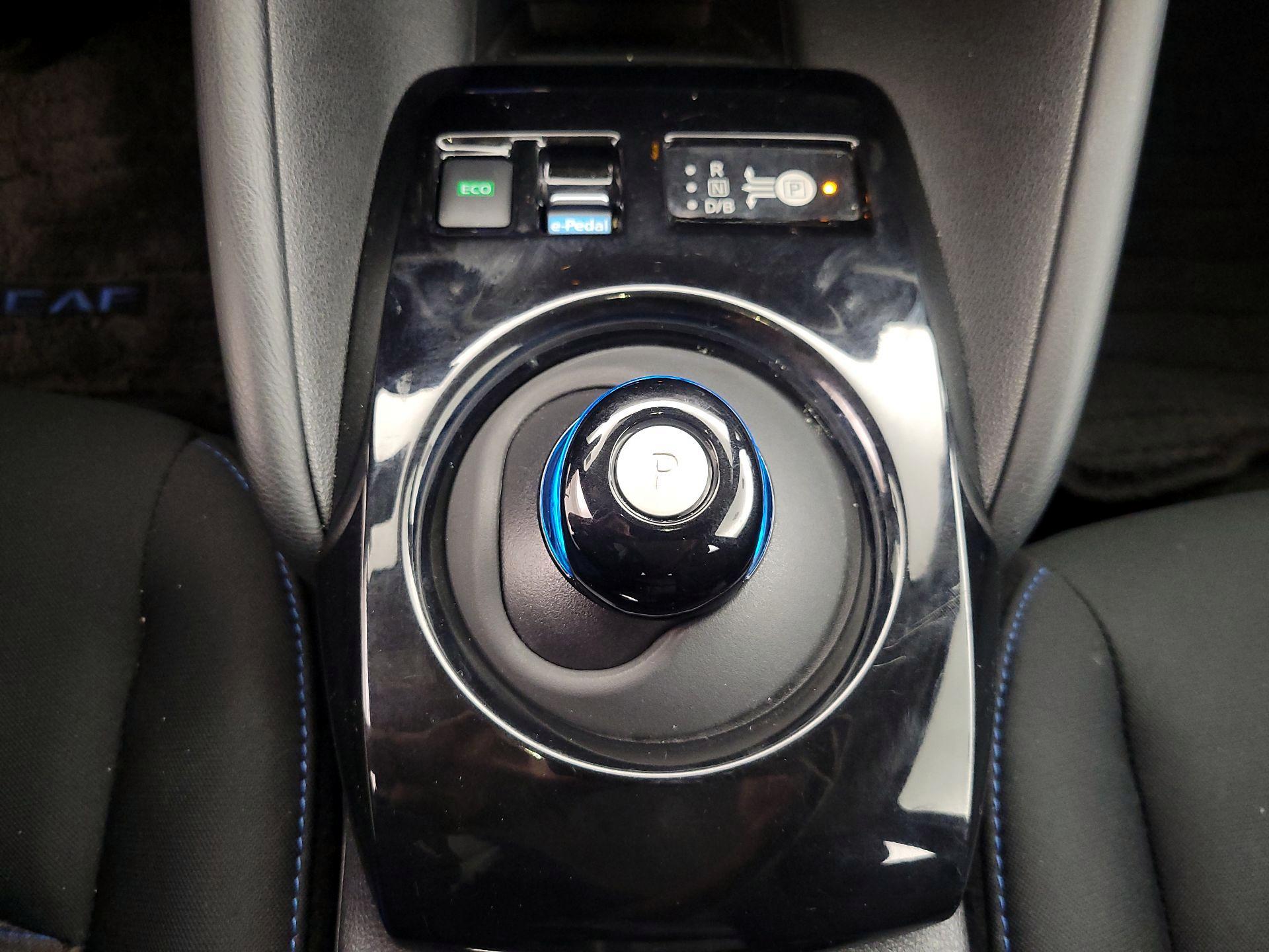 Thumbnail: 2020 Nissan Leaf - 18