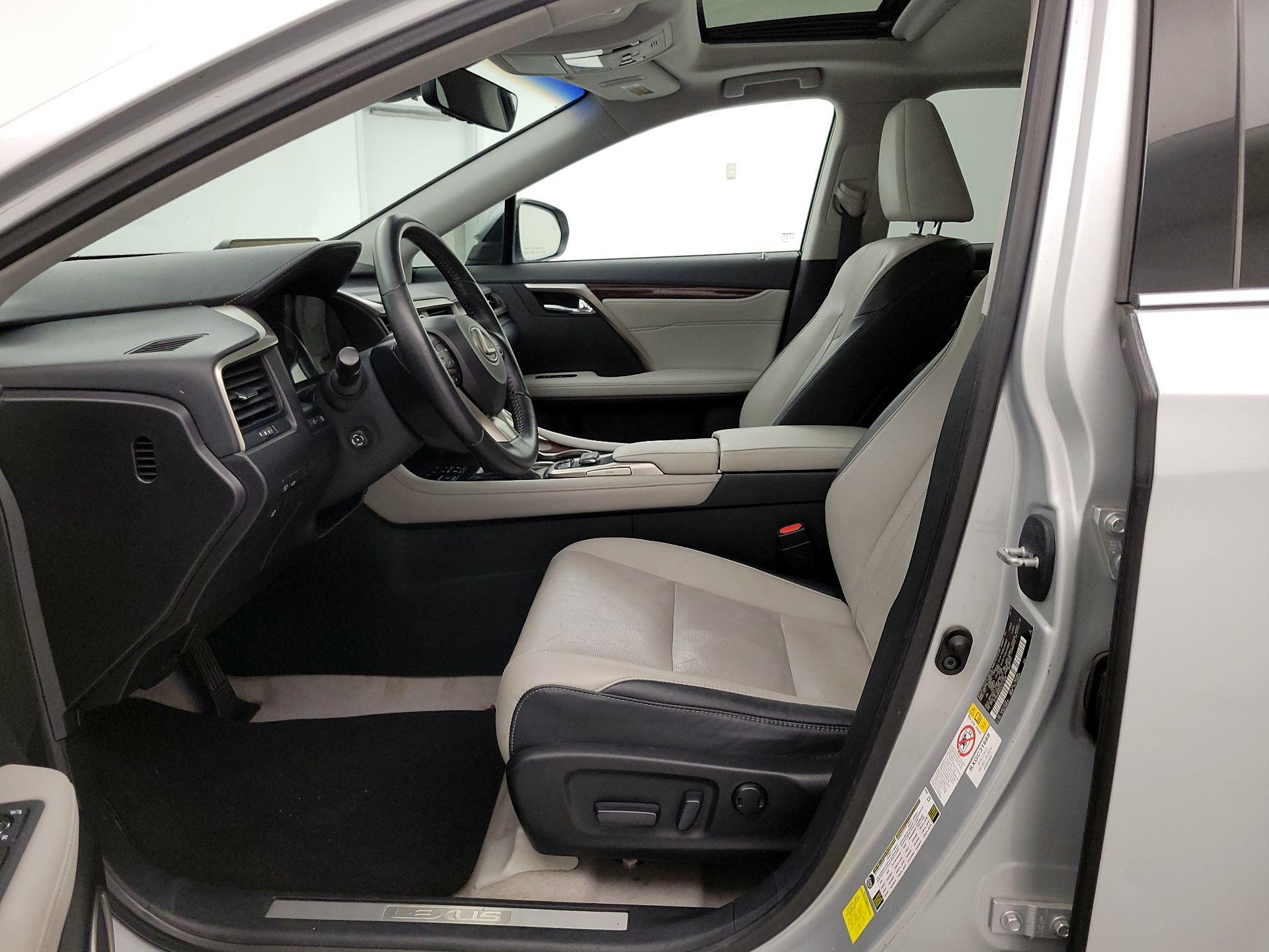 Thumbnail: 2016 Lexus RX - 11