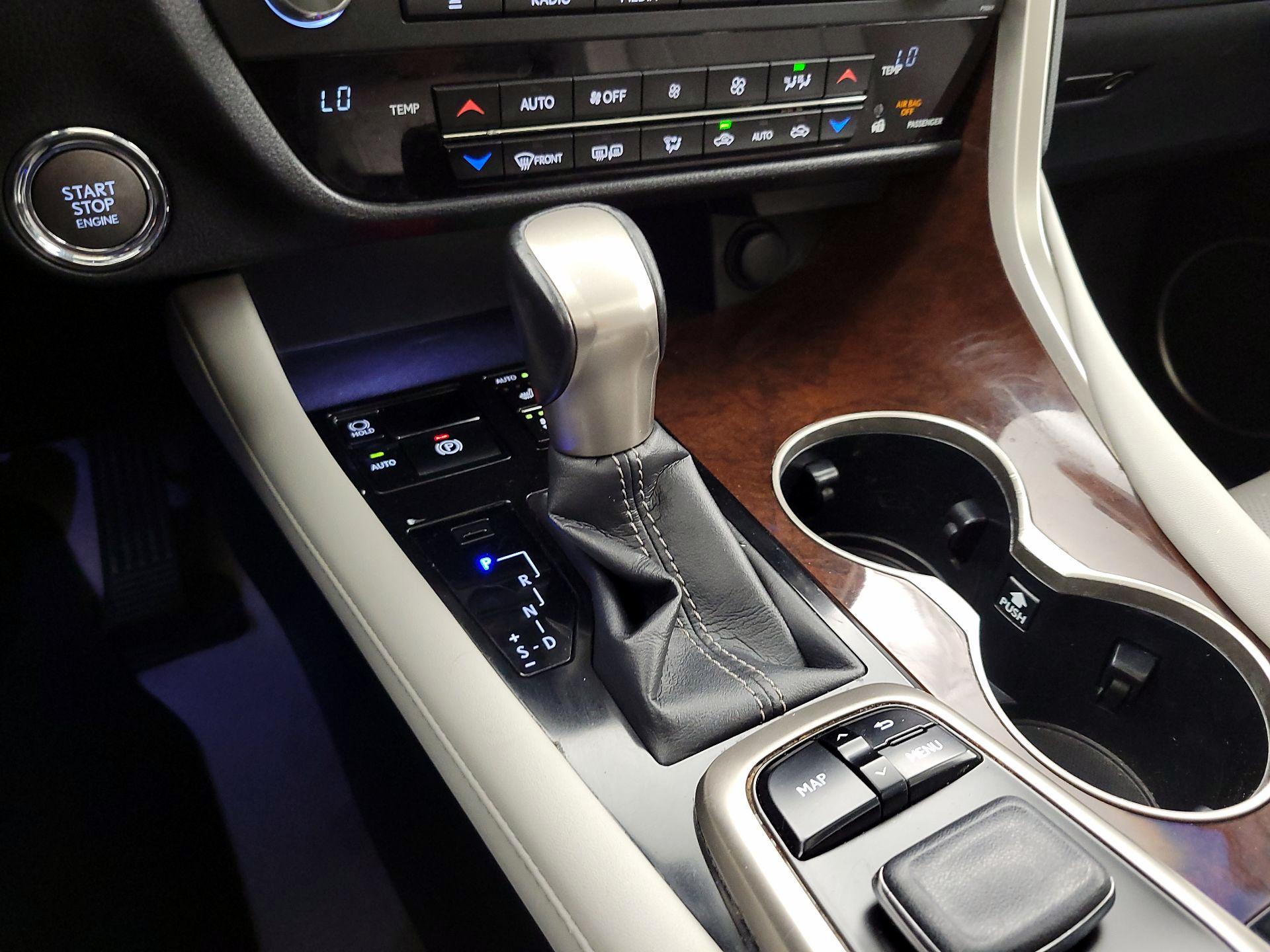 Thumbnail: 2016 Lexus RX - 18