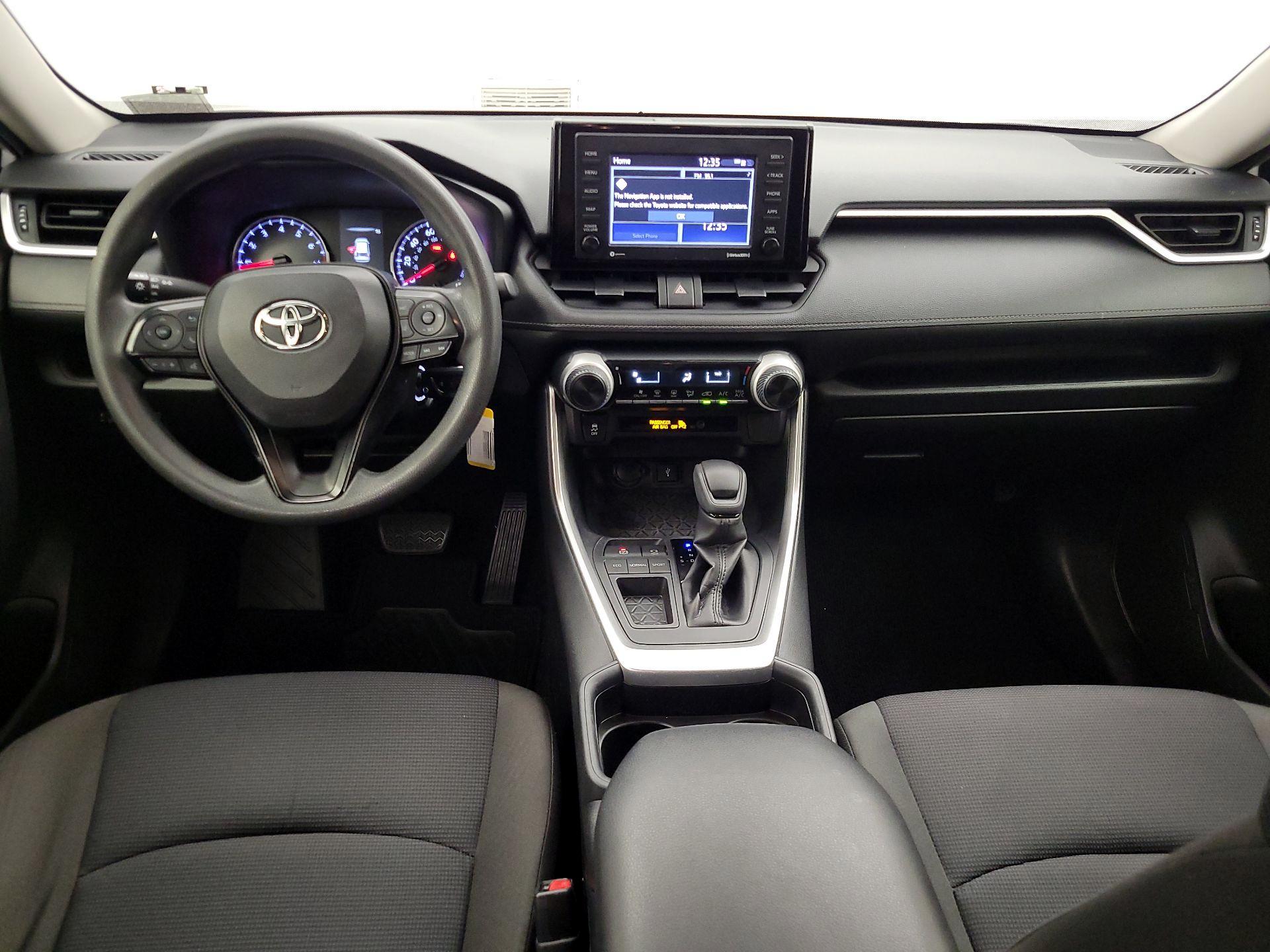 Thumbnail: 2020 Toyota RAV4 - 9