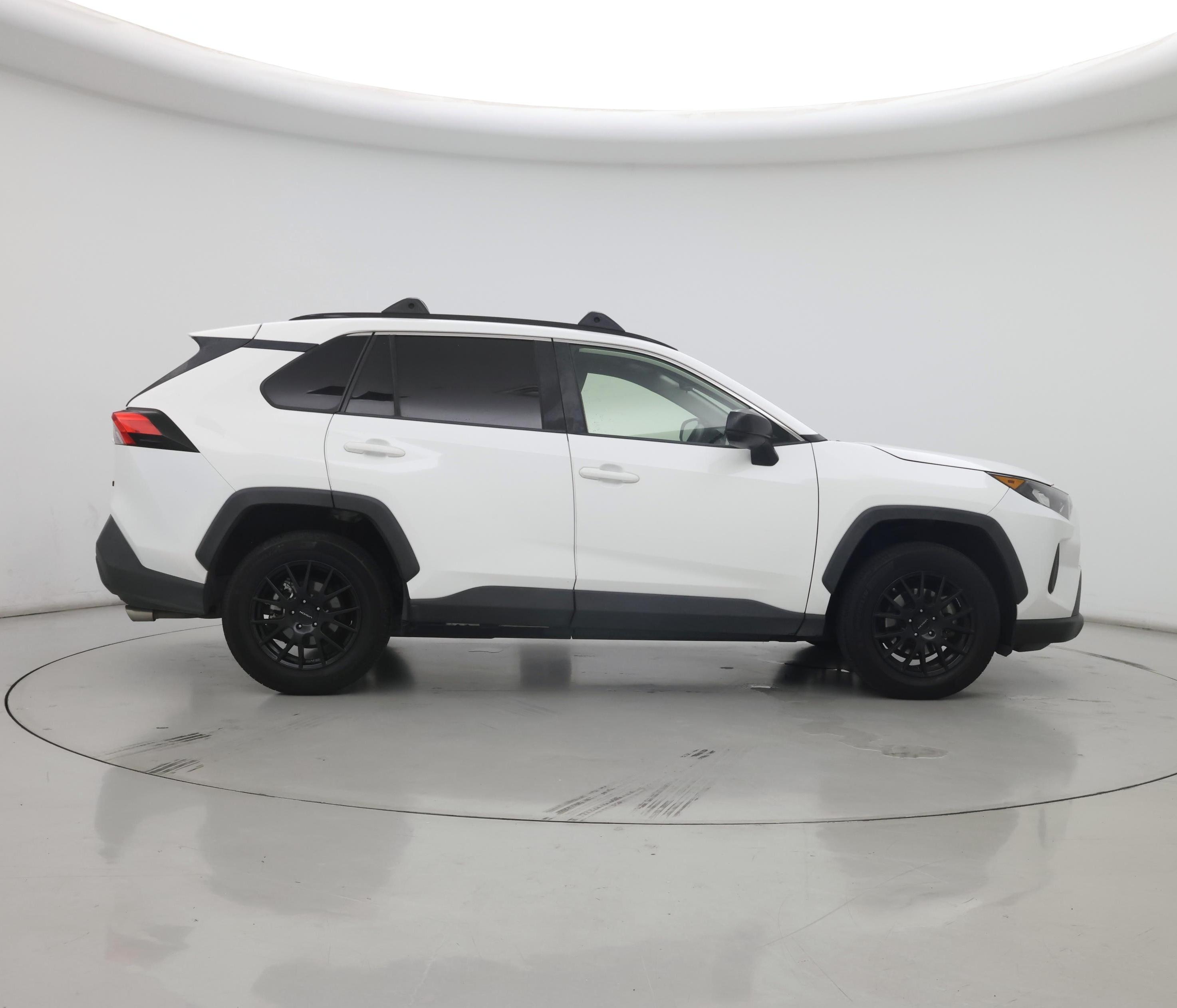 Thumbnail: 2020 Toyota RAV4 - 7