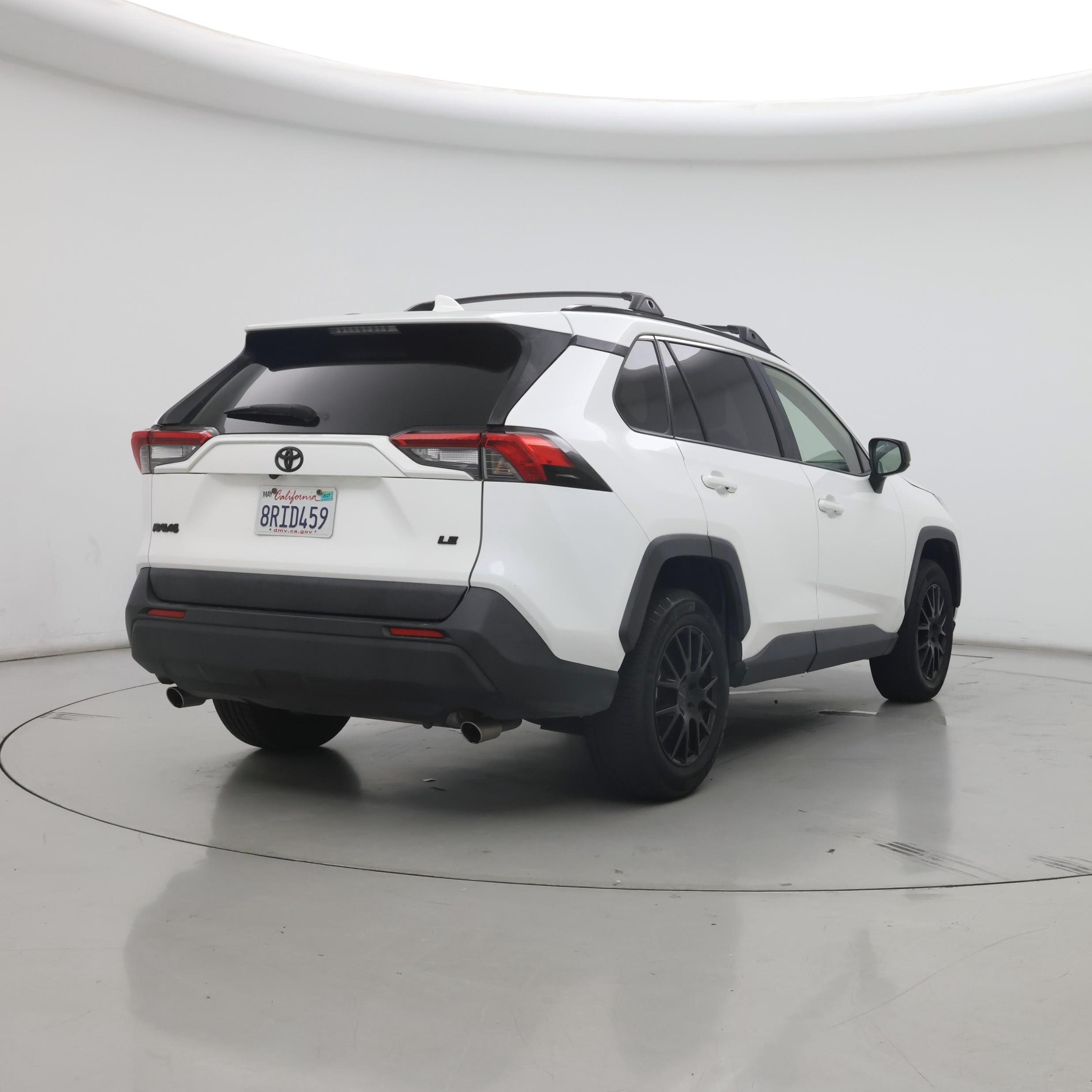 Thumbnail: 2020 Toyota RAV4 - 8