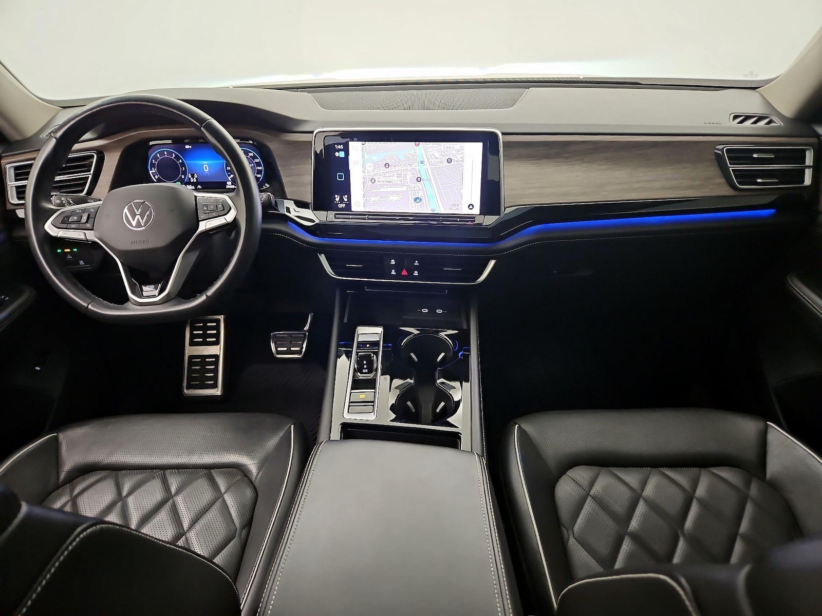 2024 Volkswagen Atlas SEL Premium R-Line - Photo 8