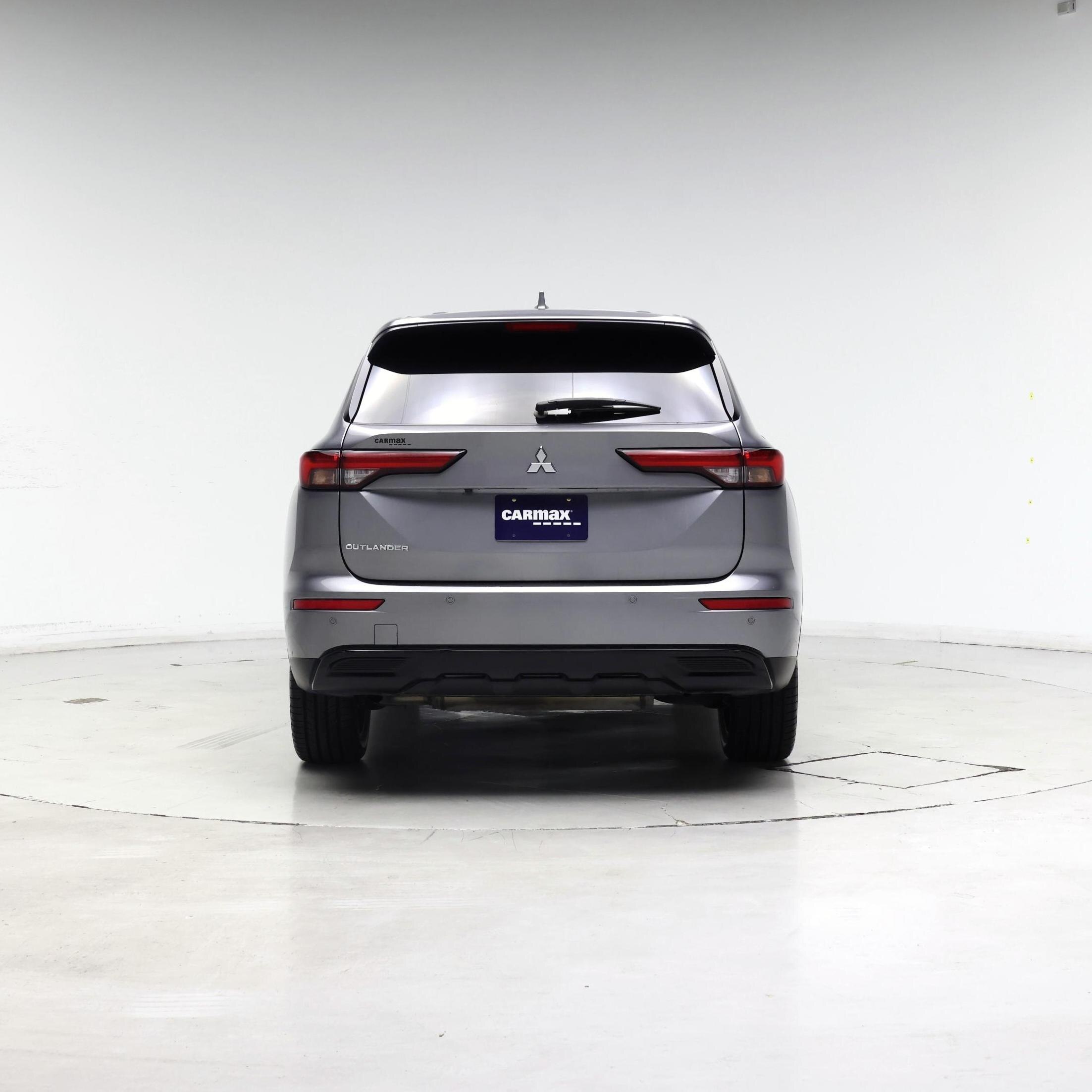 Thumbnail: 2022 Mitsubishi Outlander - 6
