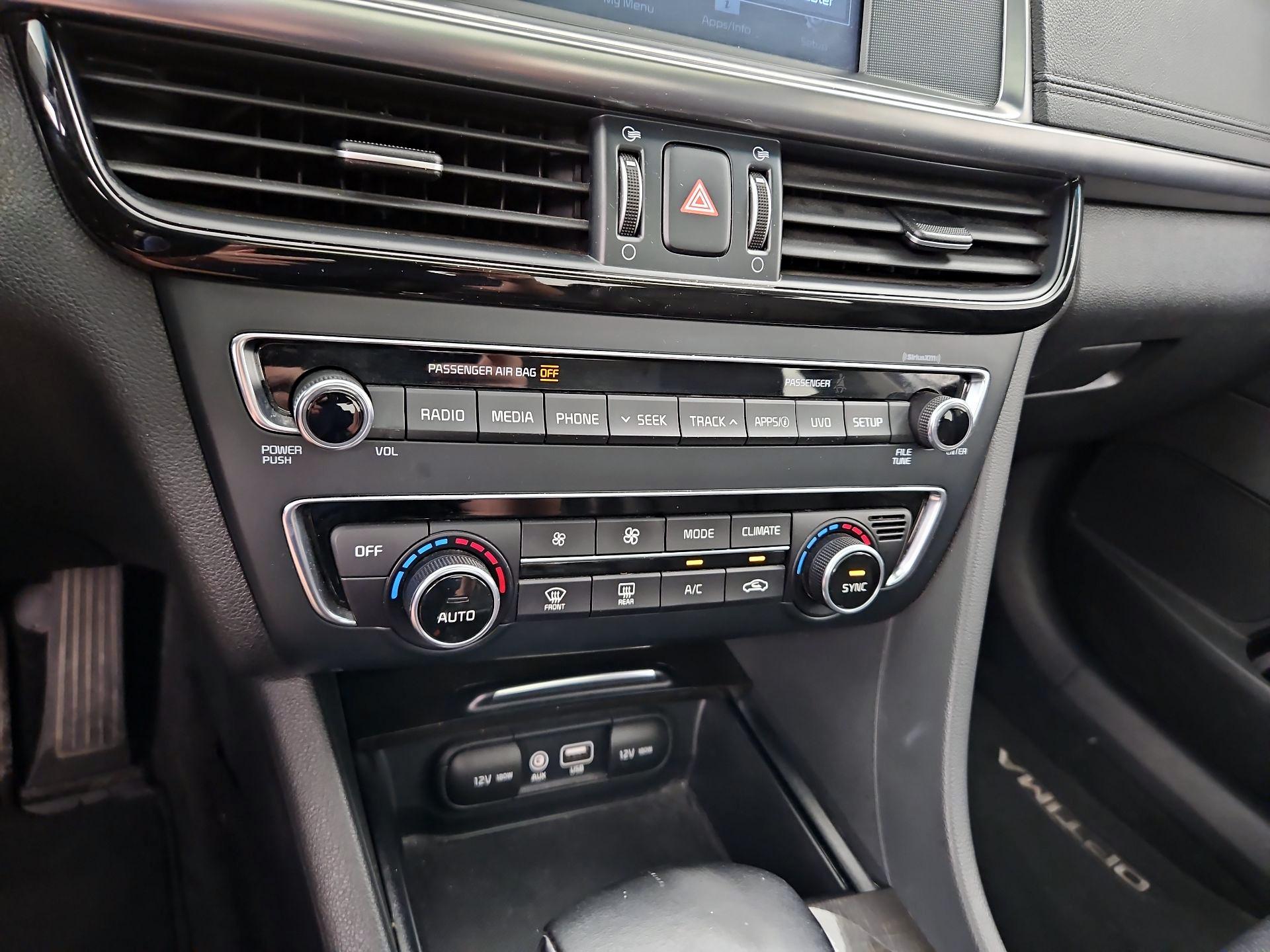 Thumbnail: 2018 Kia Optima - 16