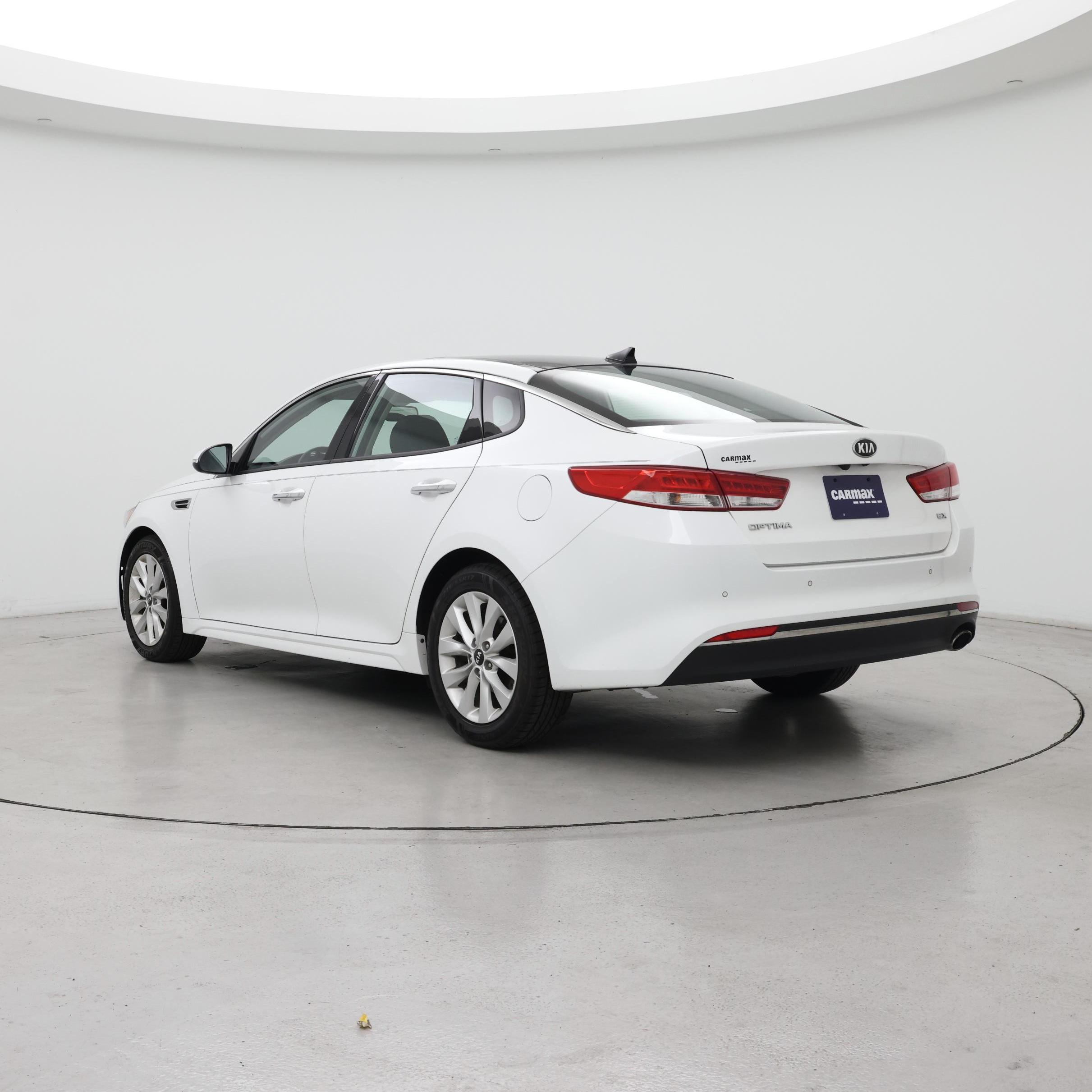 Thumbnail: 2018 Kia Optima - 2