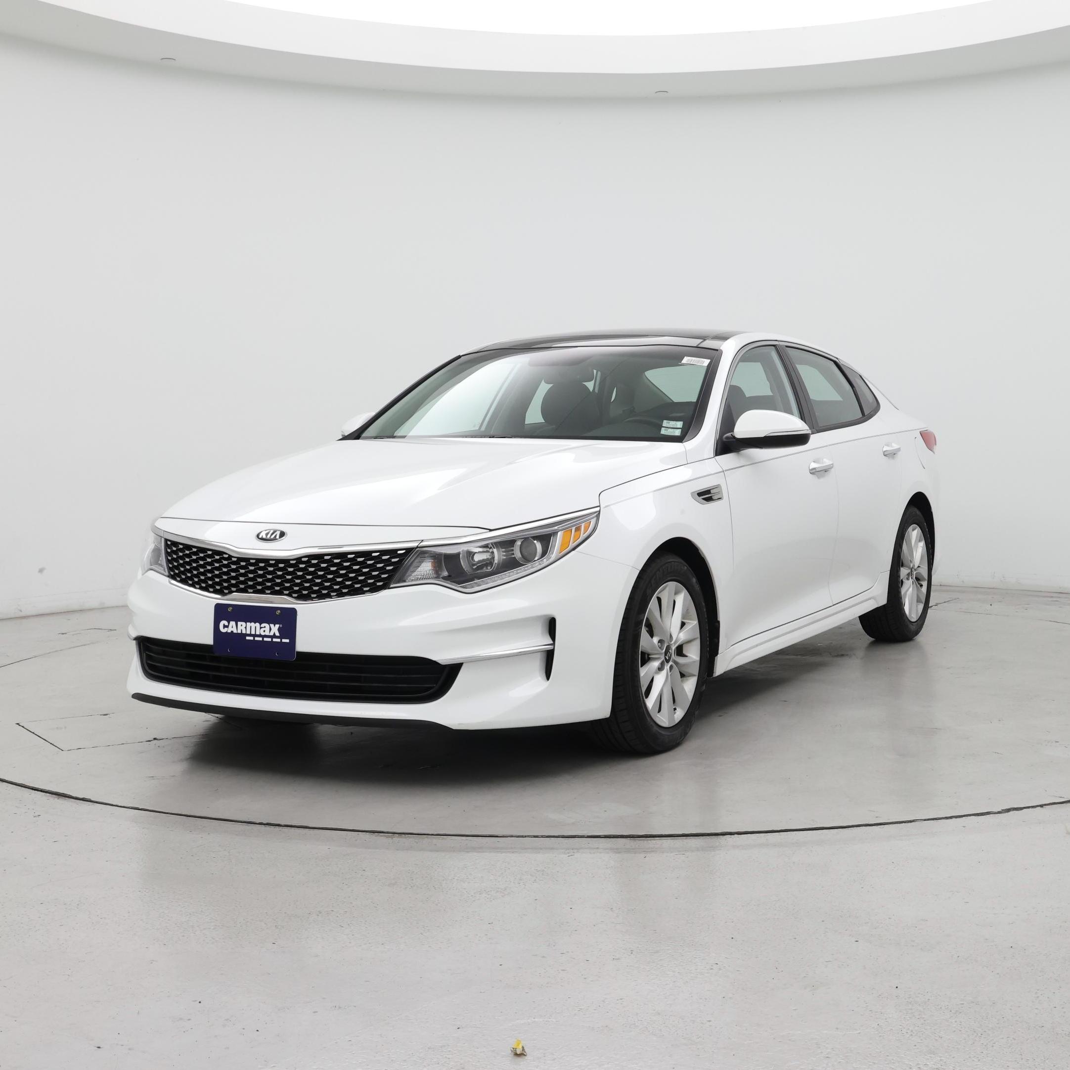 Thumbnail: 2018 Kia Optima - 4