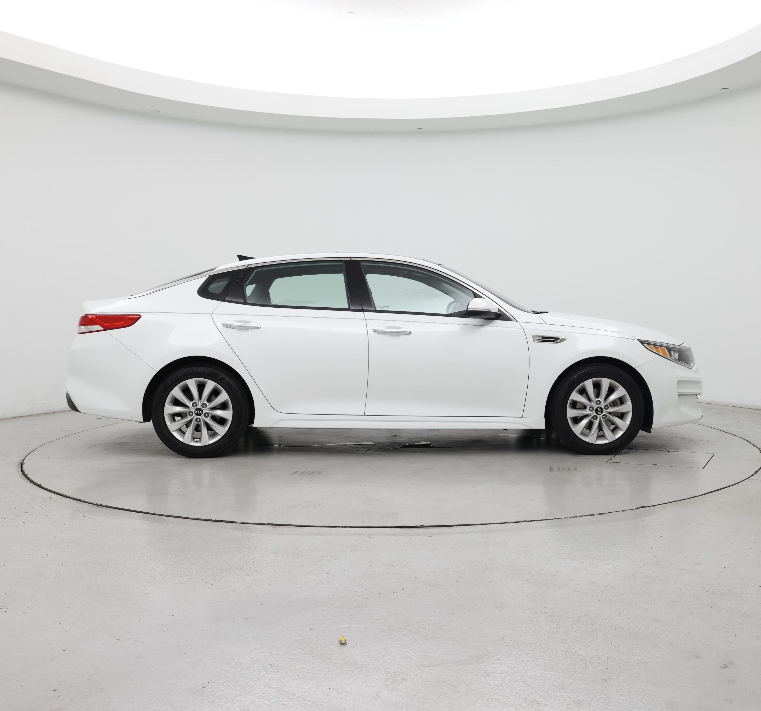 Thumbnail: 2018 Kia Optima - 7