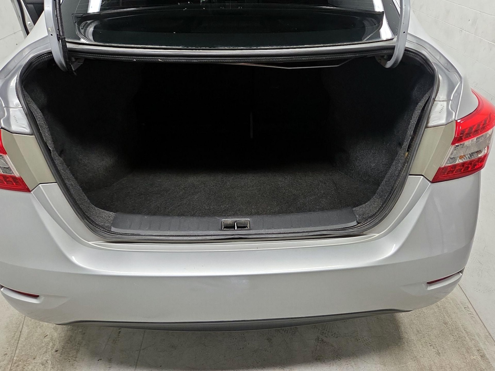 2015 Nissan Sentra SV - Photo 17