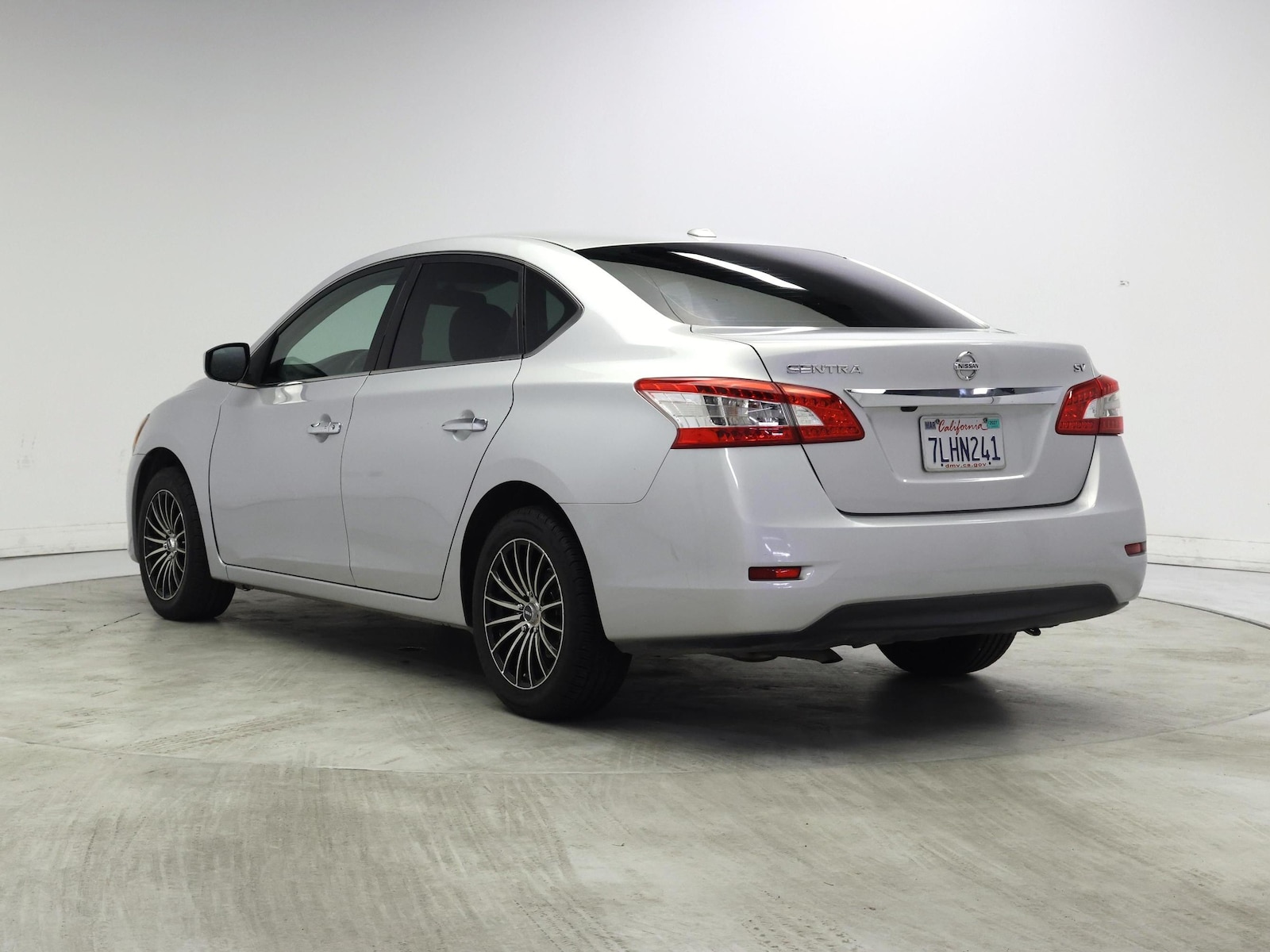 2015 Nissan Sentra SV - Photo 3