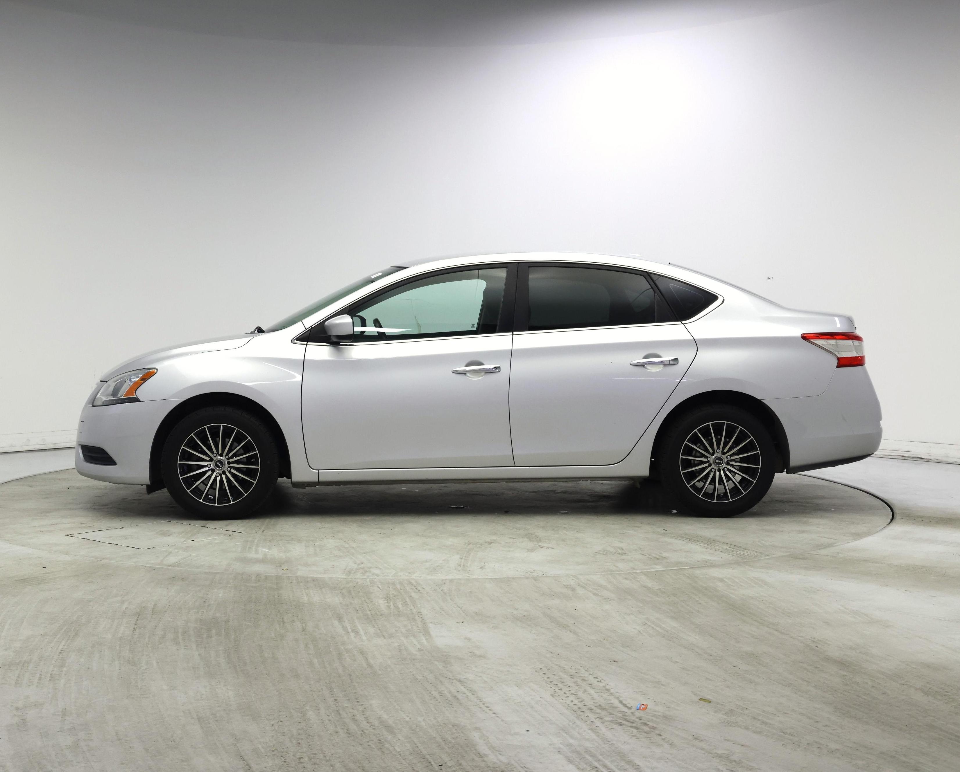 Thumbnail: 2015 Nissan Sentra - 3
