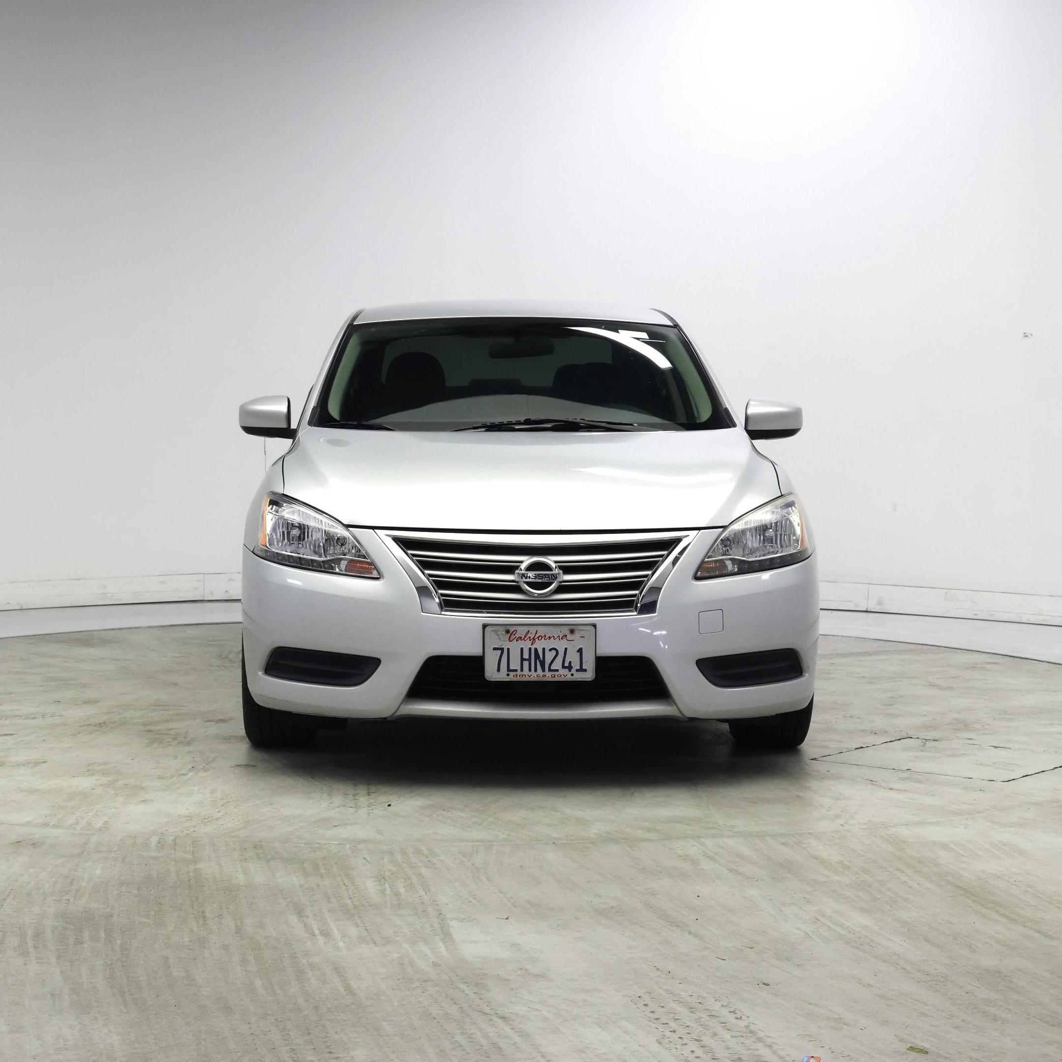 Thumbnail: 2015 Nissan Sentra - 5