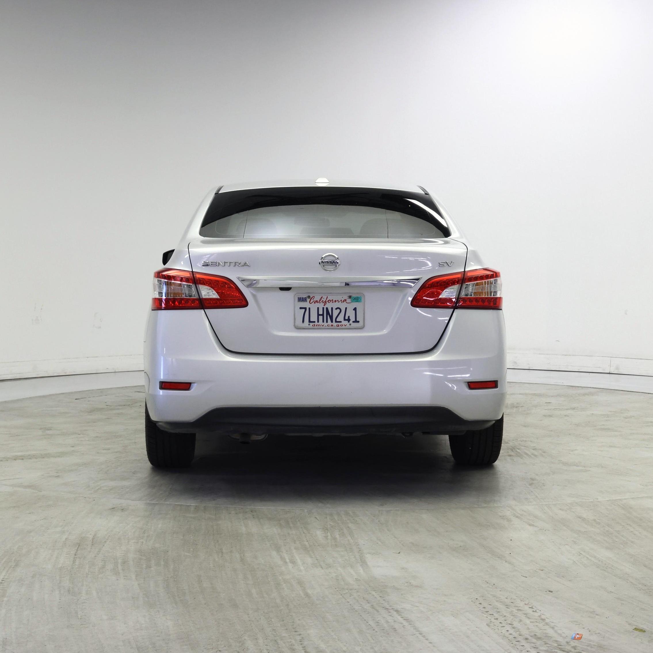 Thumbnail: 2015 Nissan Sentra - 6
