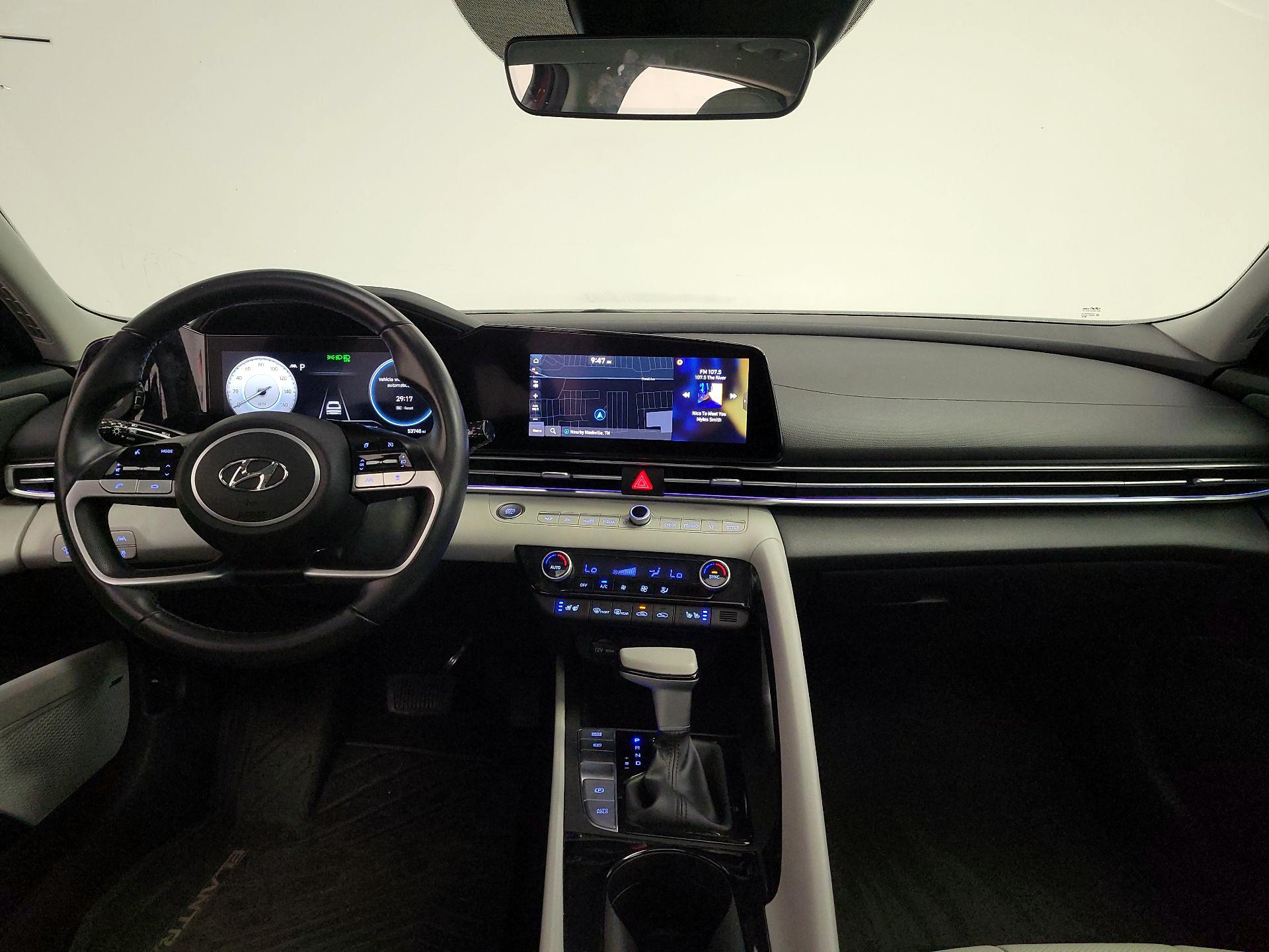 Thumbnail: 2023 Hyundai Elantra - 9